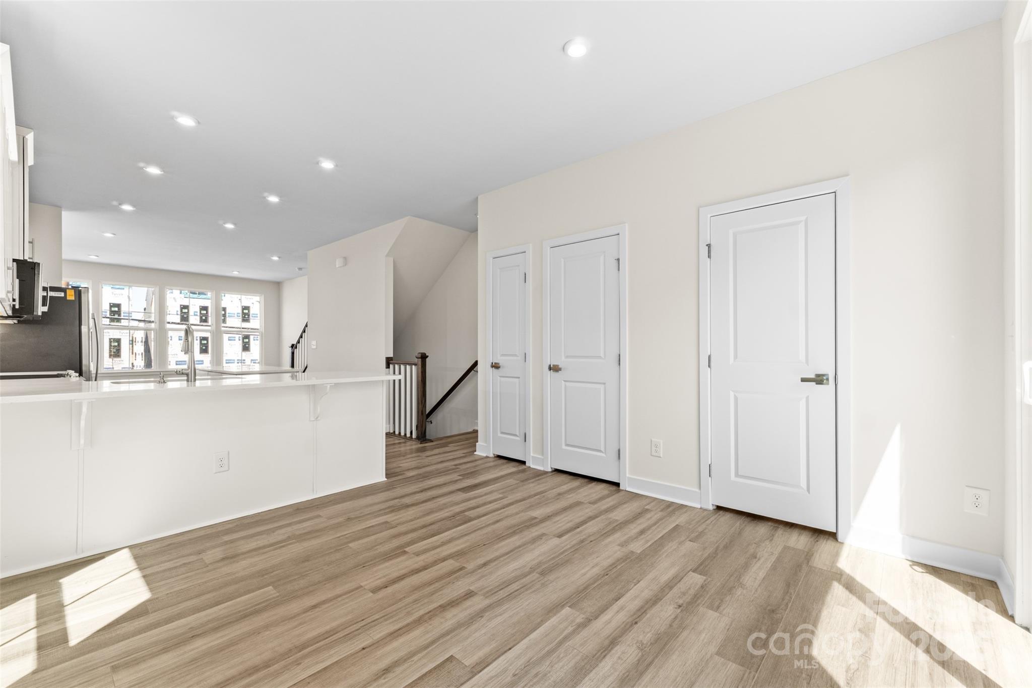 3645 S Tryon Street Property Photo 7