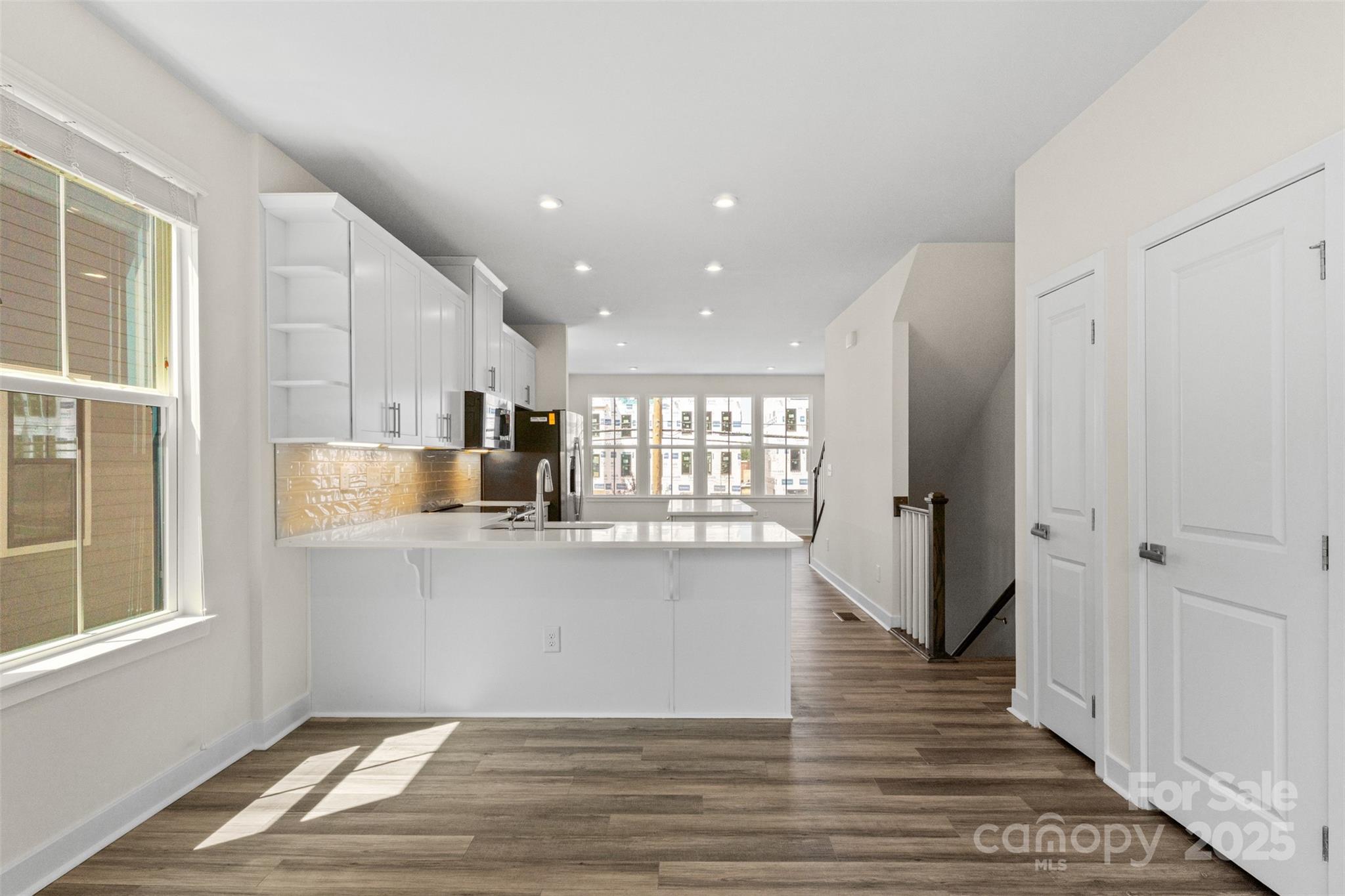 3645 S Tryon Street Property Photo 9