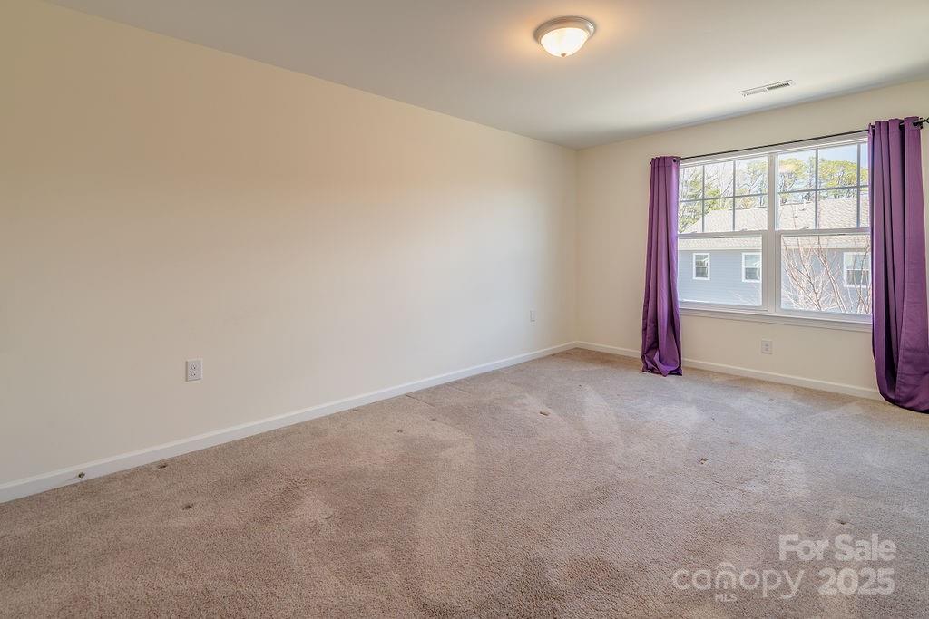 1106 Lynwood Forest Road Property Photo 16