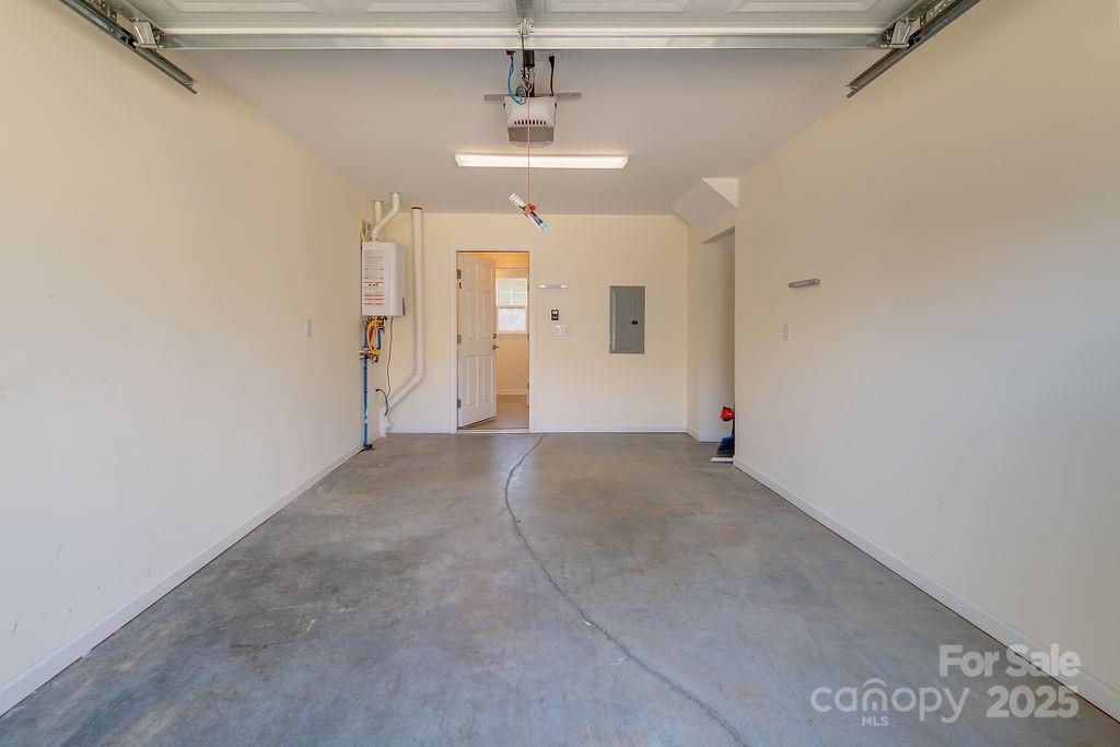 1106 Lynwood Forest Road Property Photo 20