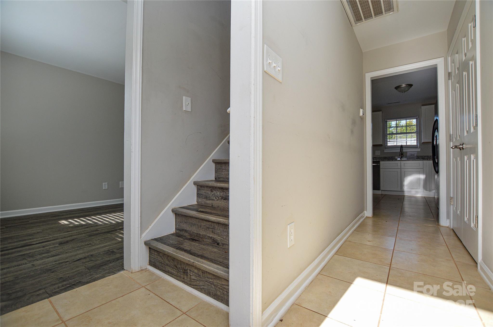 1008 Beaugard Drive Property Photo 6