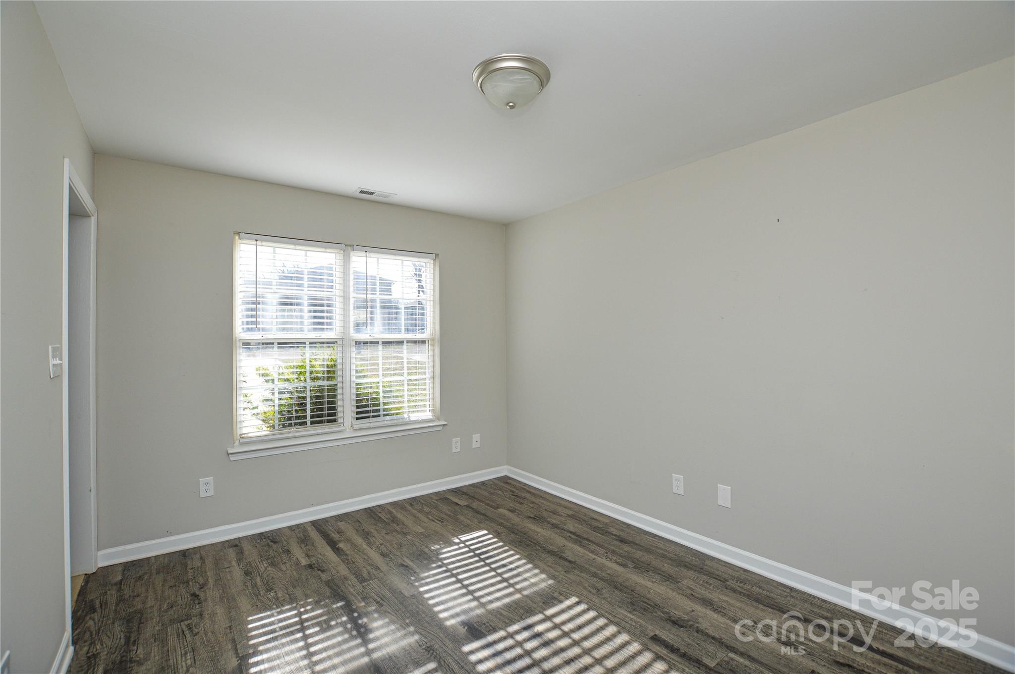 1008 Beaugard Drive Property Photo 9