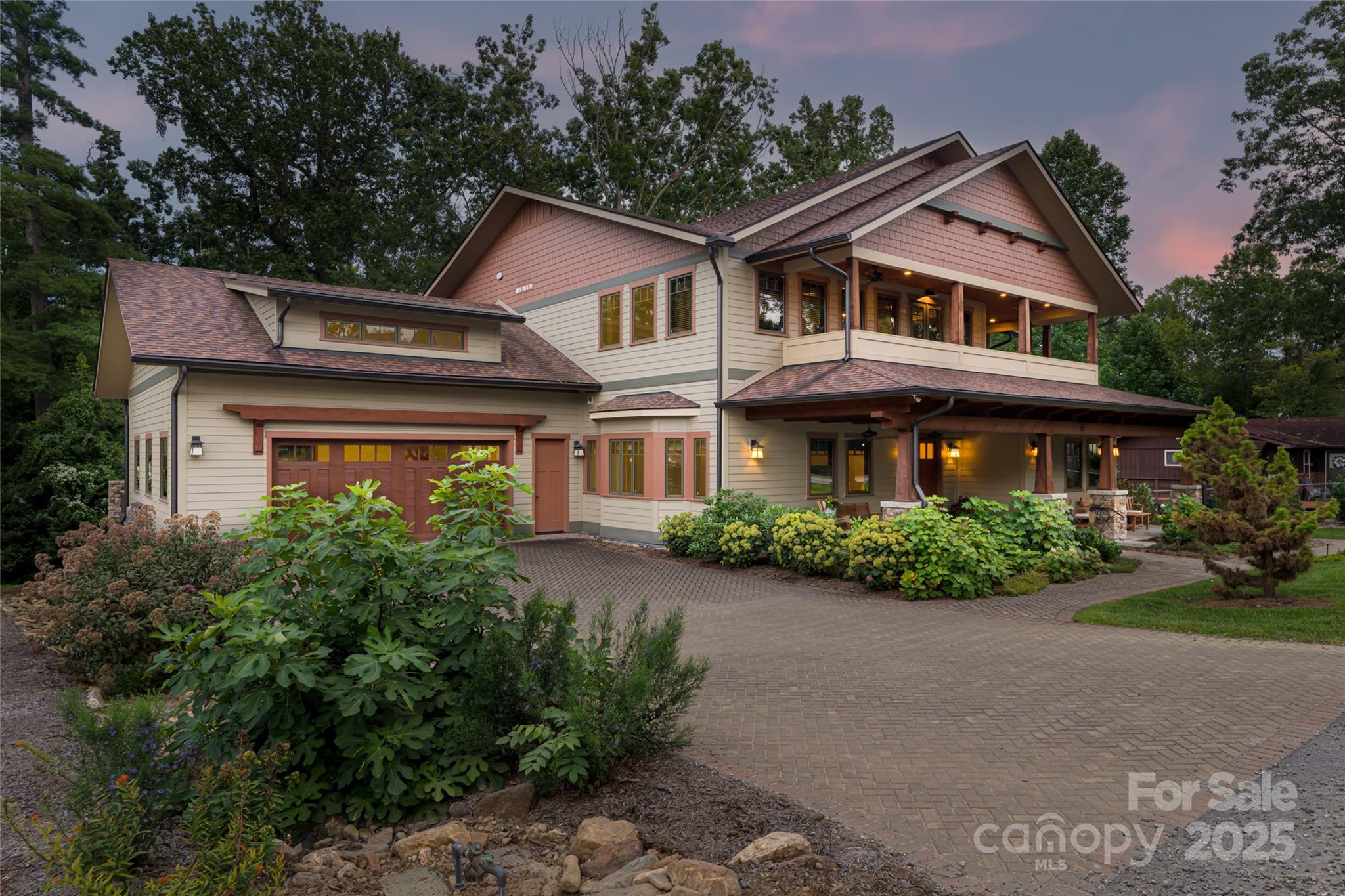 112 Louisa Street Property Photo 1