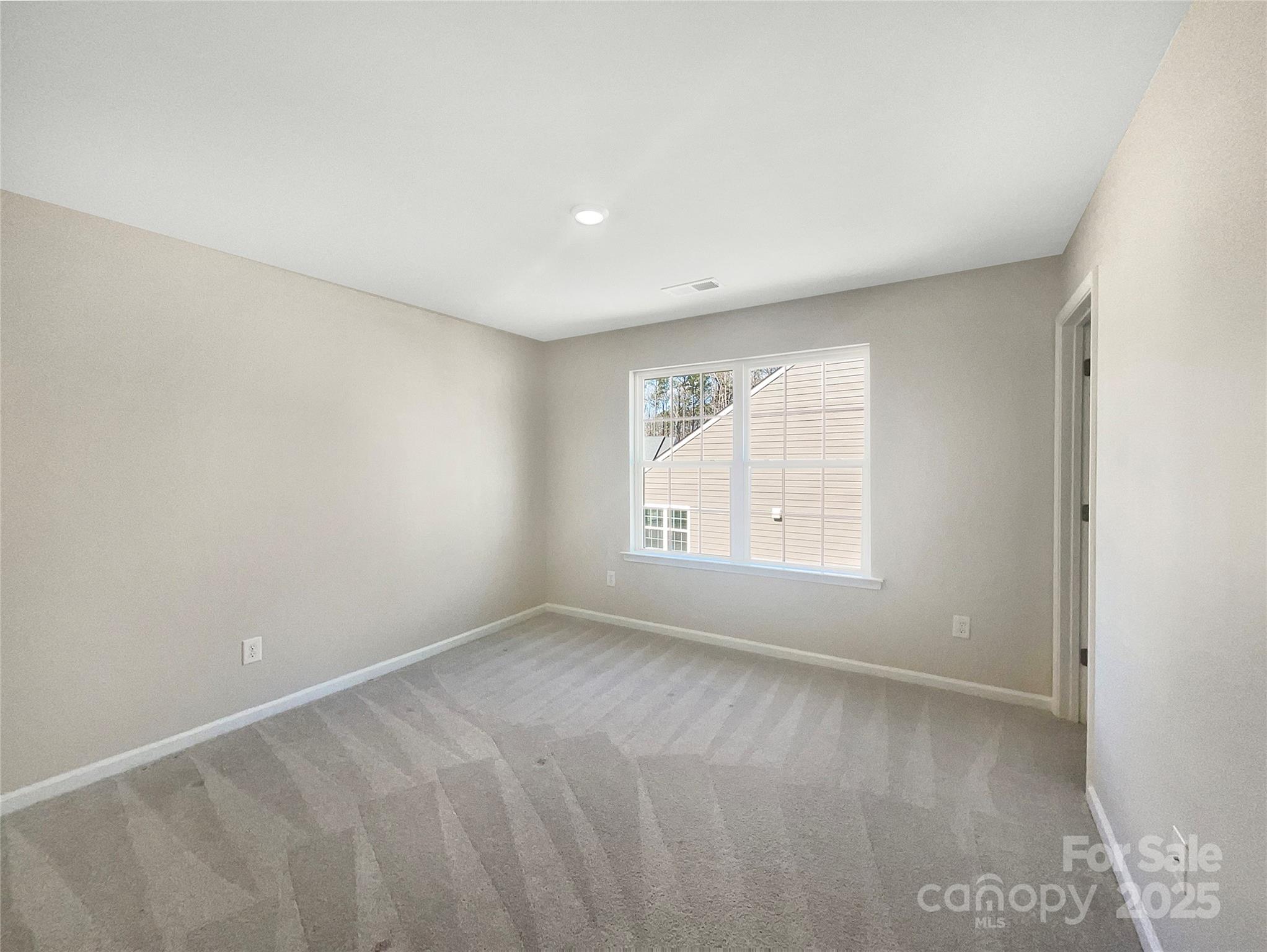 15633 Aviary Orchard Way Property Photo 5