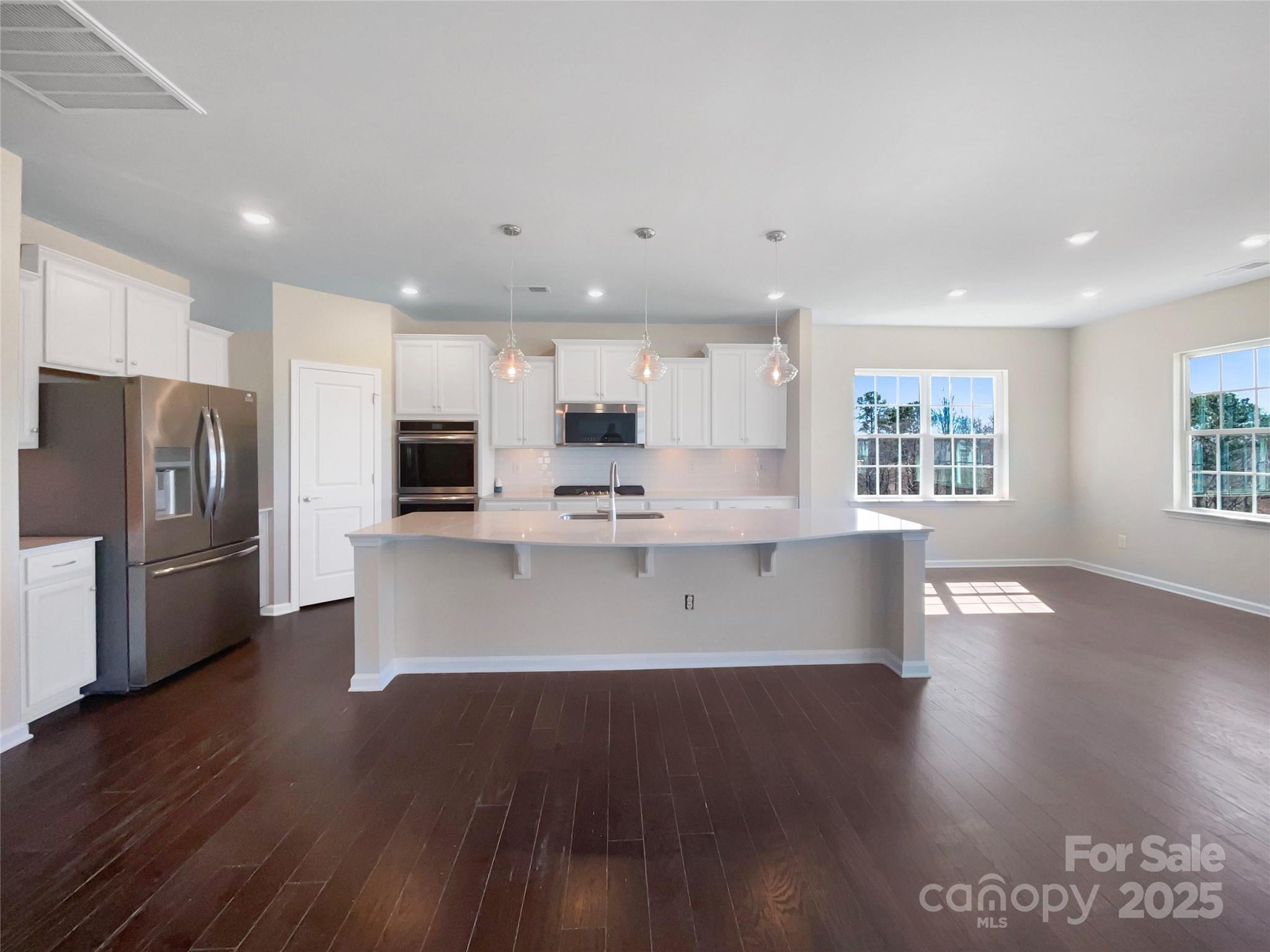 15633 Aviary Orchard Way Property Photo 6