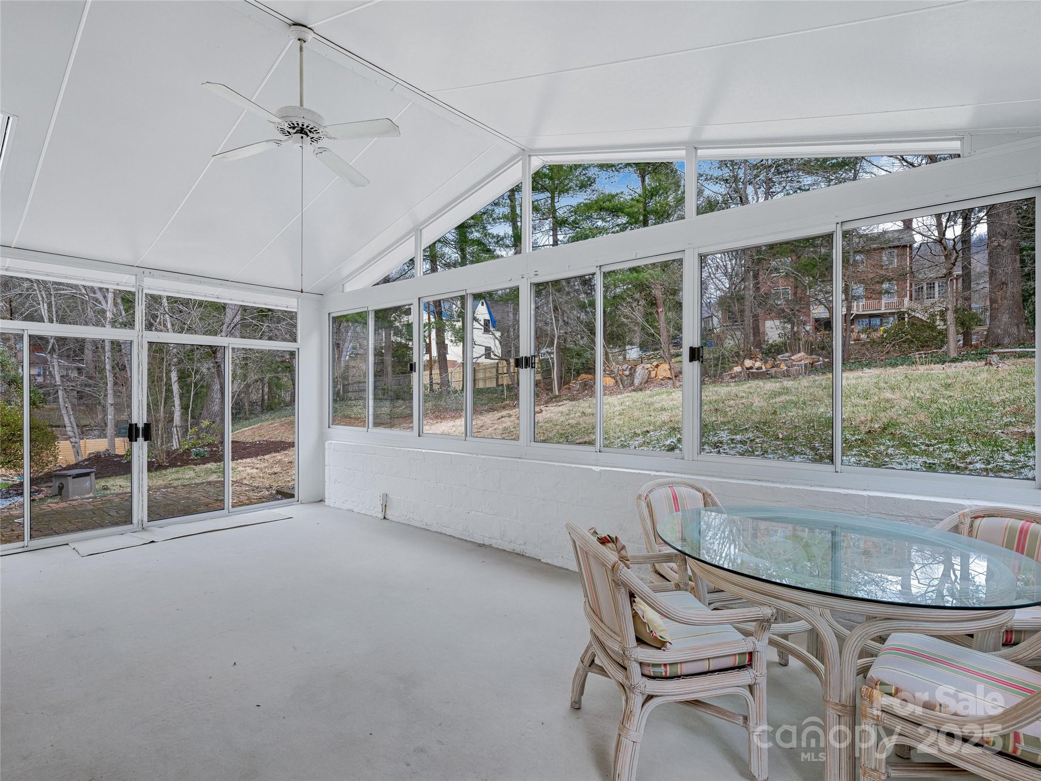309 Country Club Road Property Photo