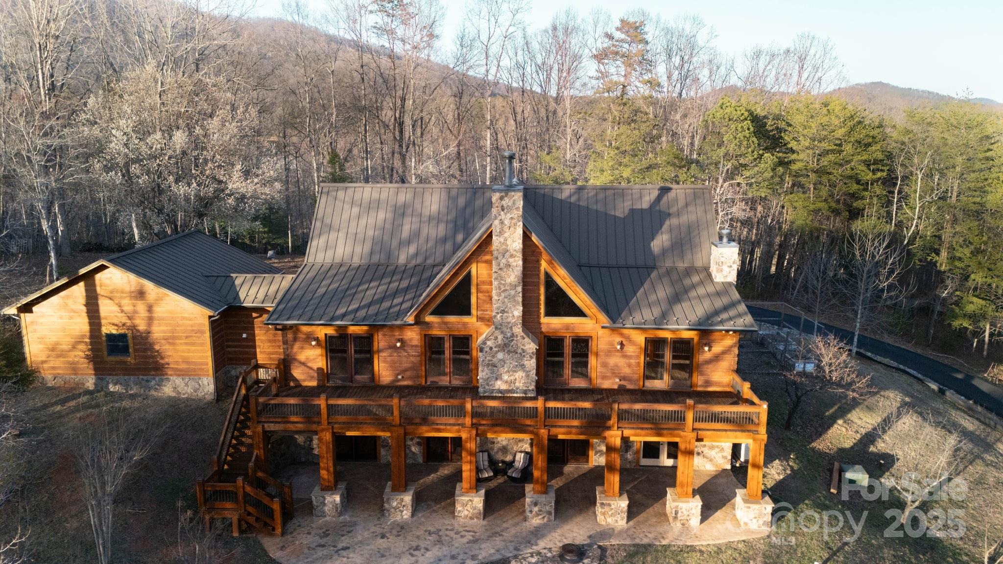 214 Whitney Boulevard Property Photo