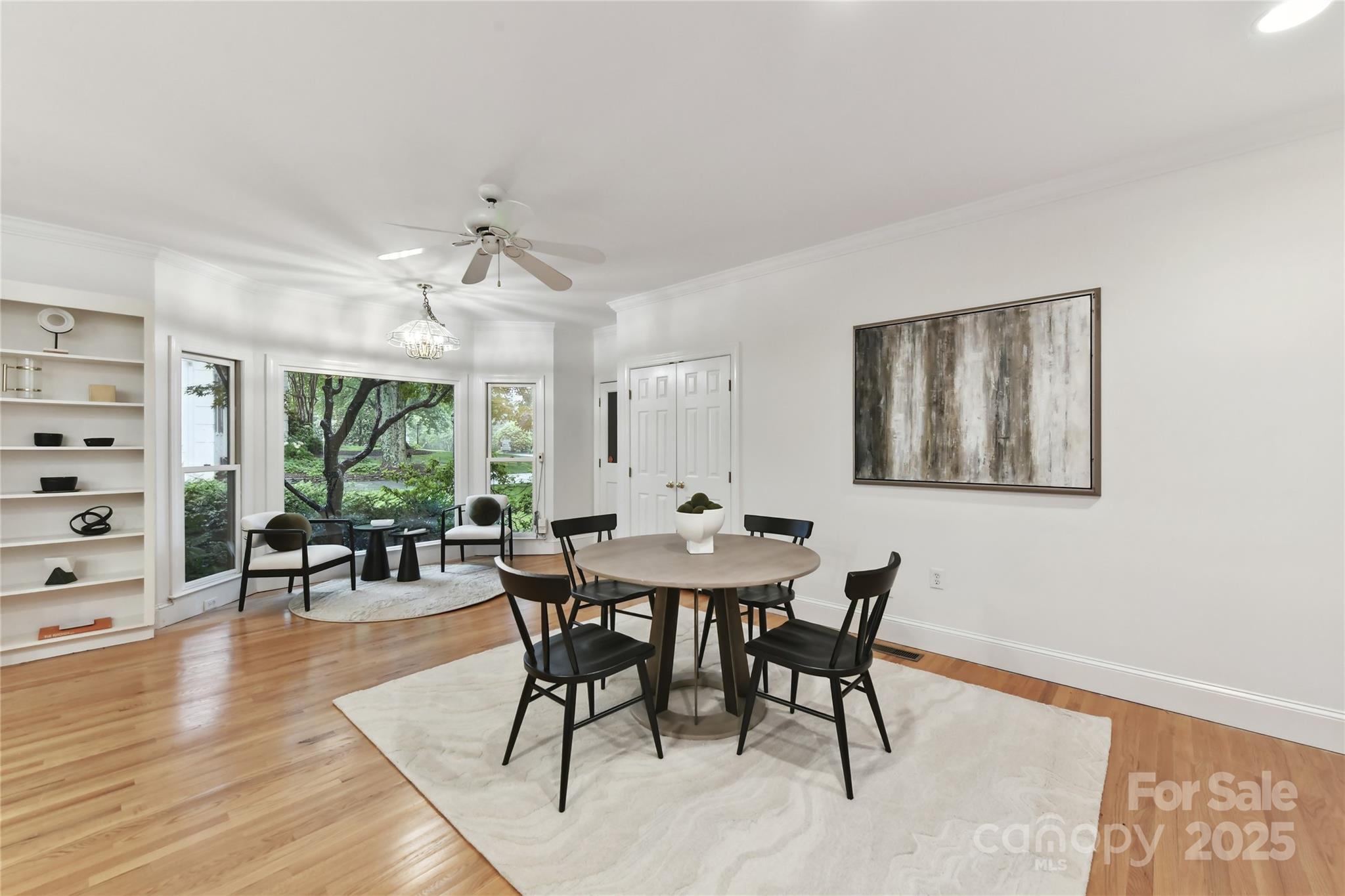 2411 Calais Place Property Photo 19