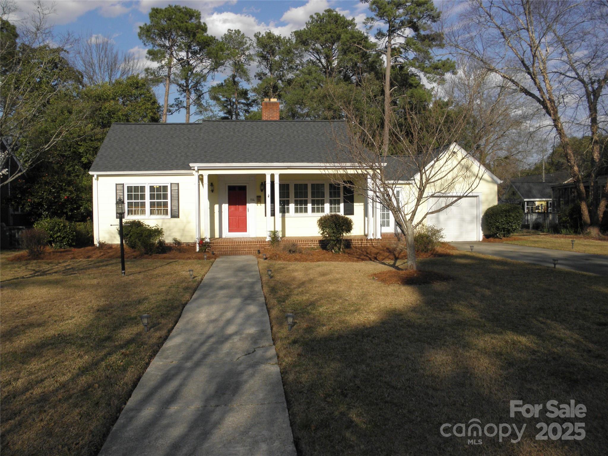 114 Huger Street Property Photo