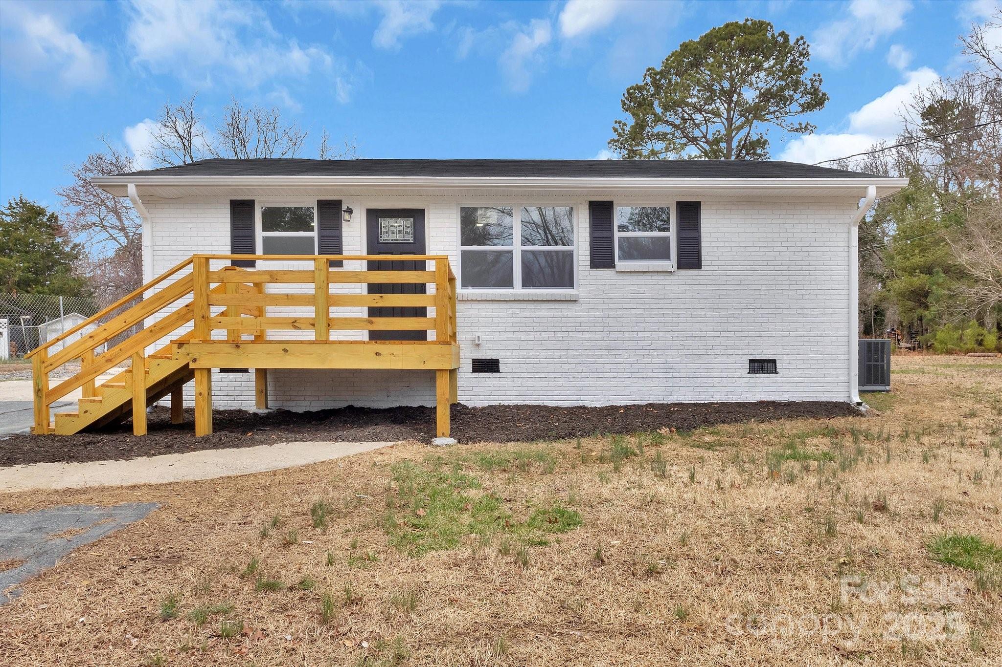 356 Hill Road Property Photo 1