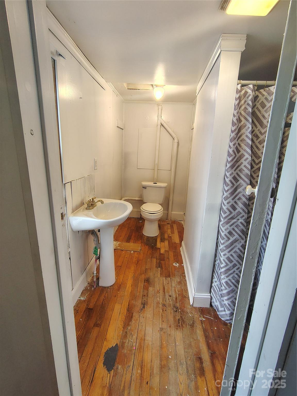 348 Grice Street Property Photo 9