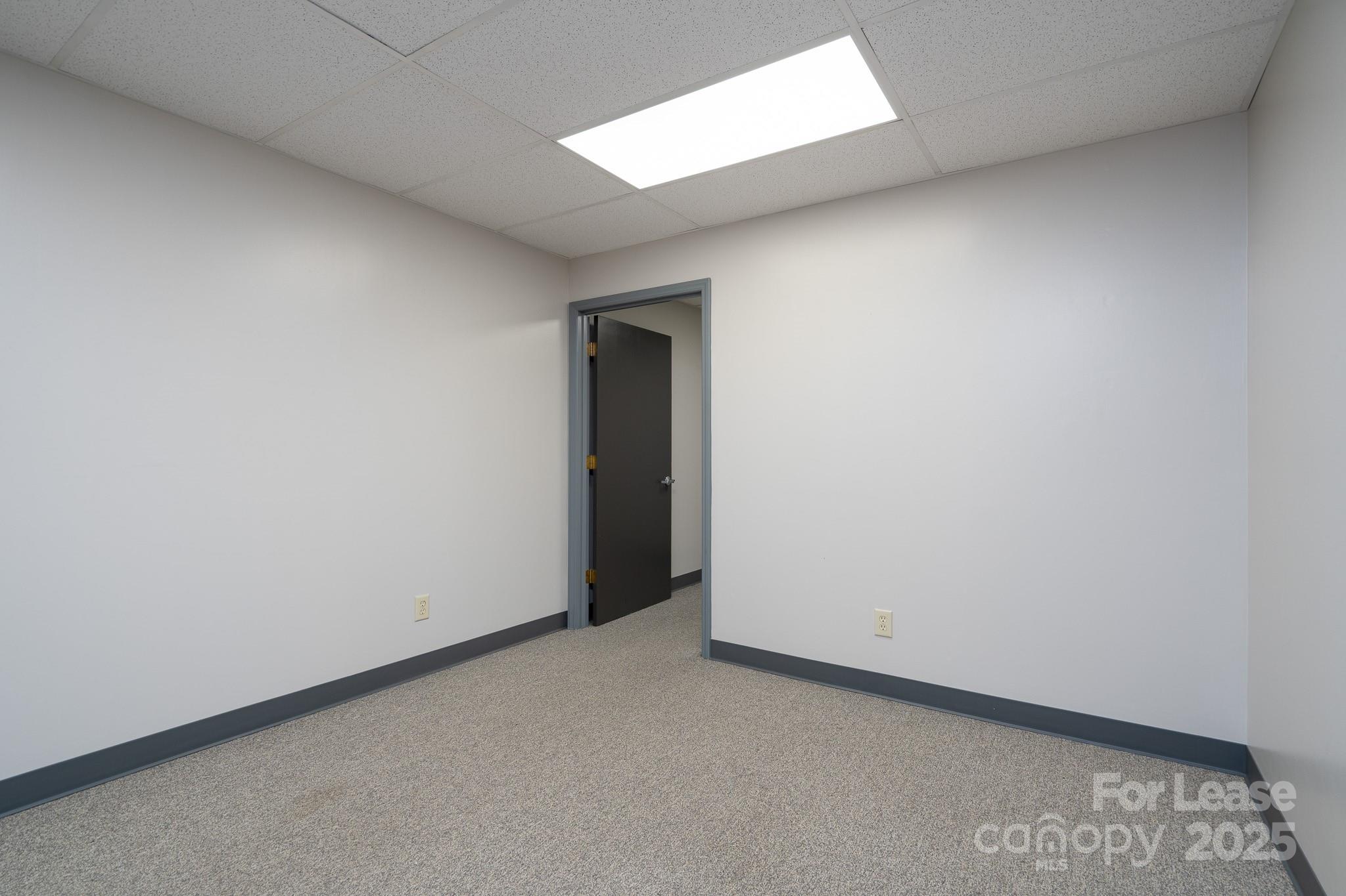 700 N Cannon Boulevard 109 Property Photo 4