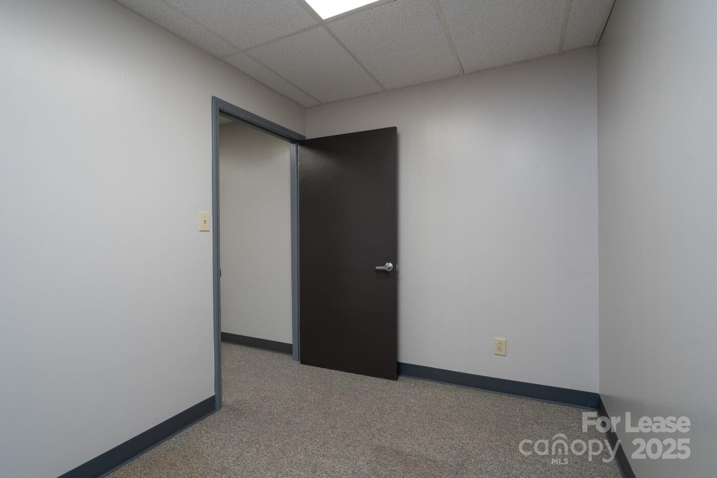 700 N Cannon Boulevard 109 Property Photo 6