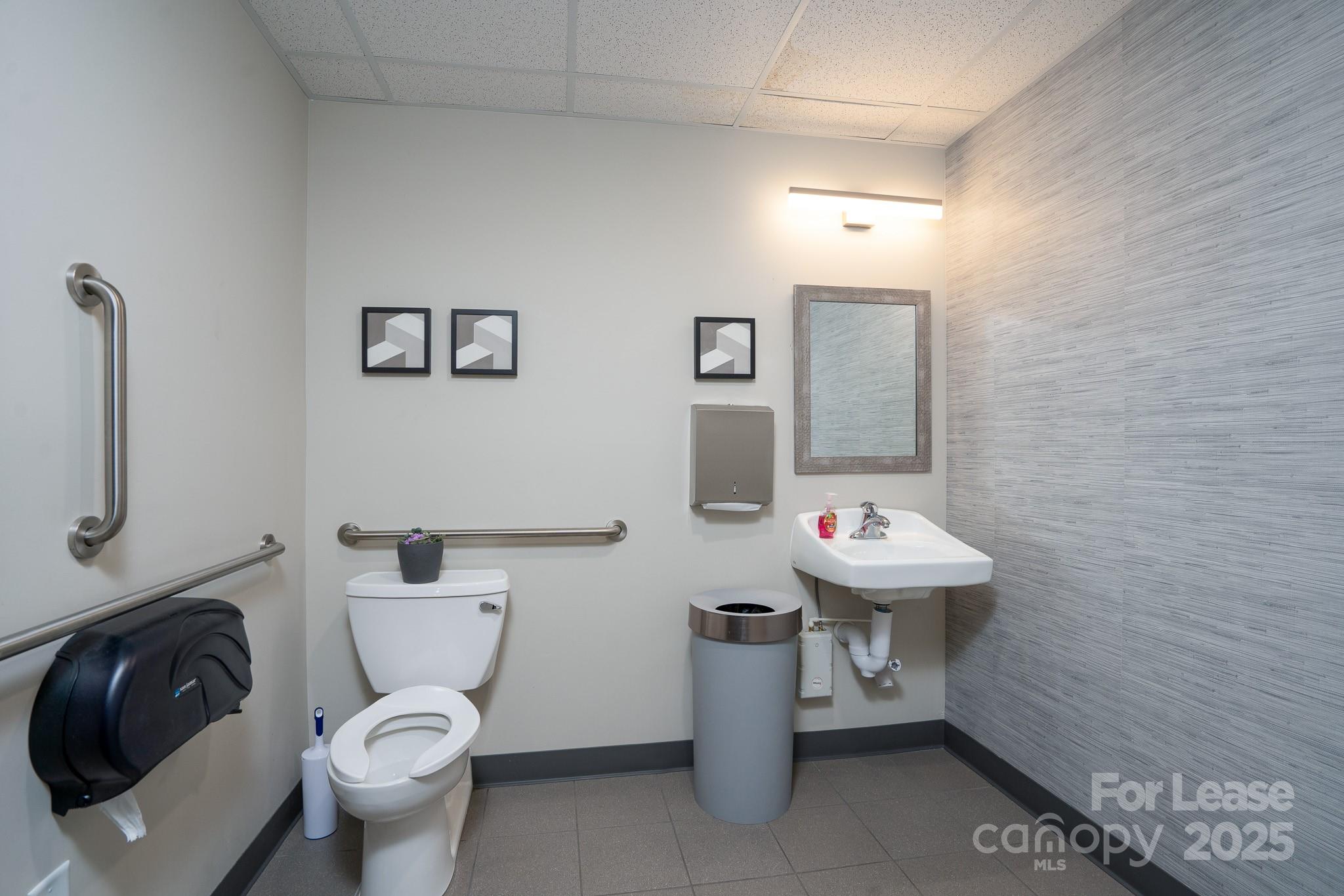 700 N Cannon Boulevard 109 Property Photo 20