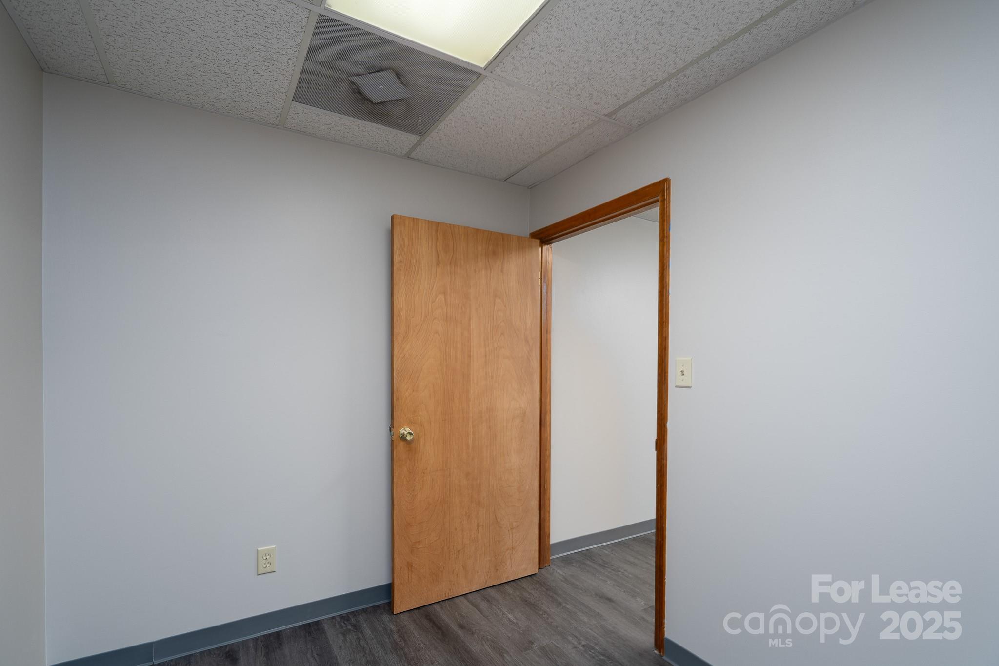 700 N Cannon Boulevard 113 Property Photo 21