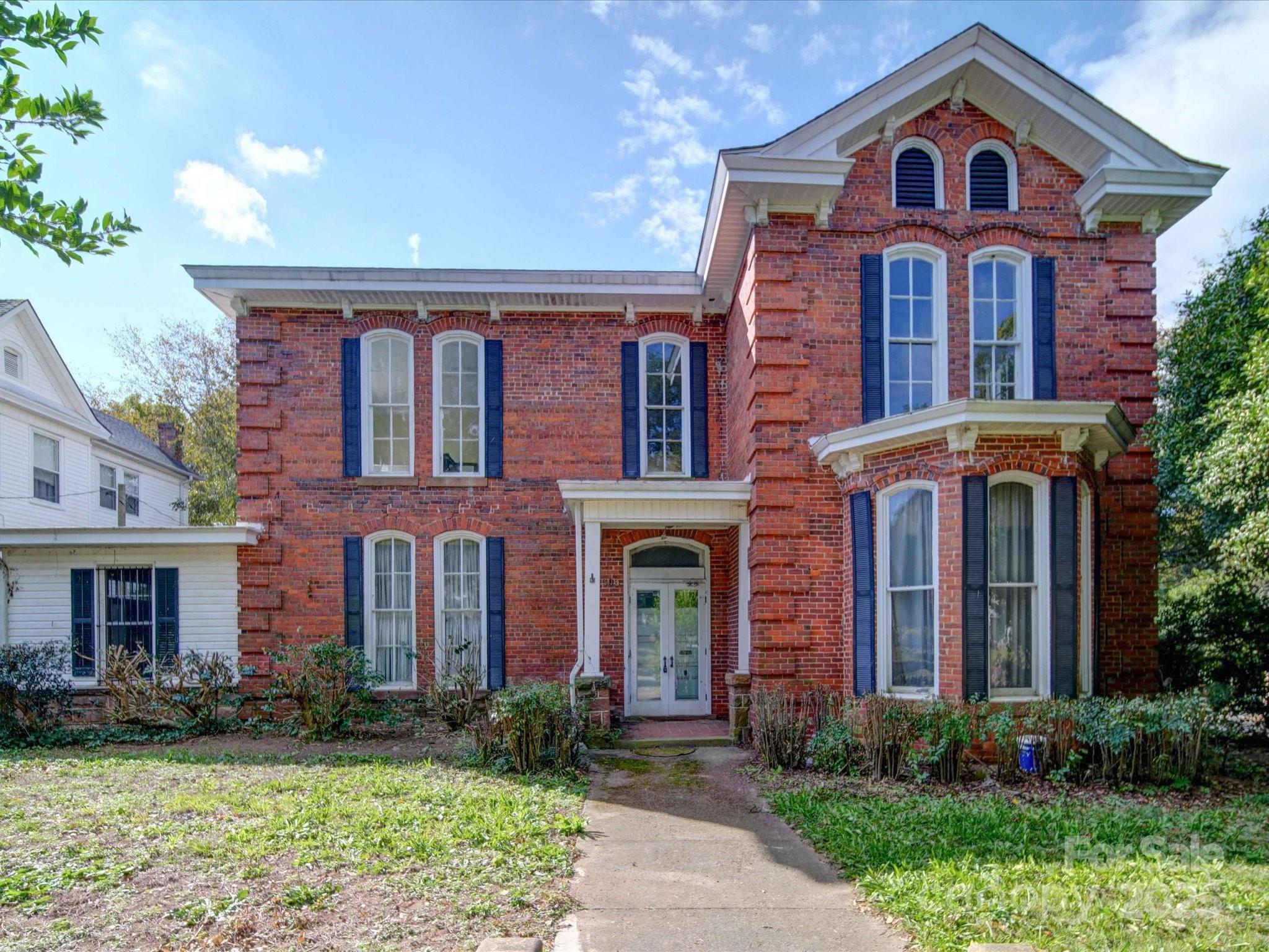 303 Wade Street Property Photo