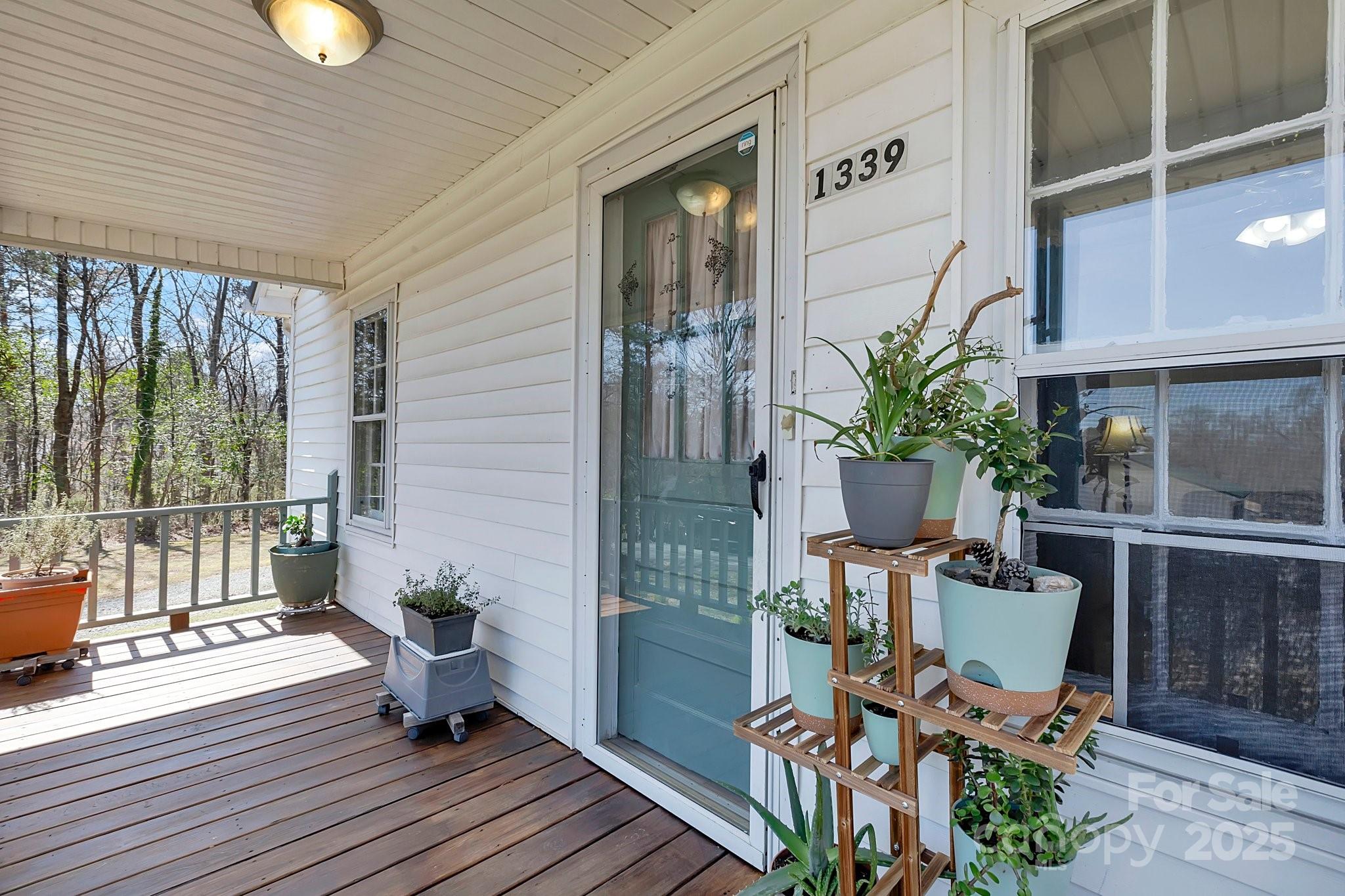 1339 Hill Street Property Photo