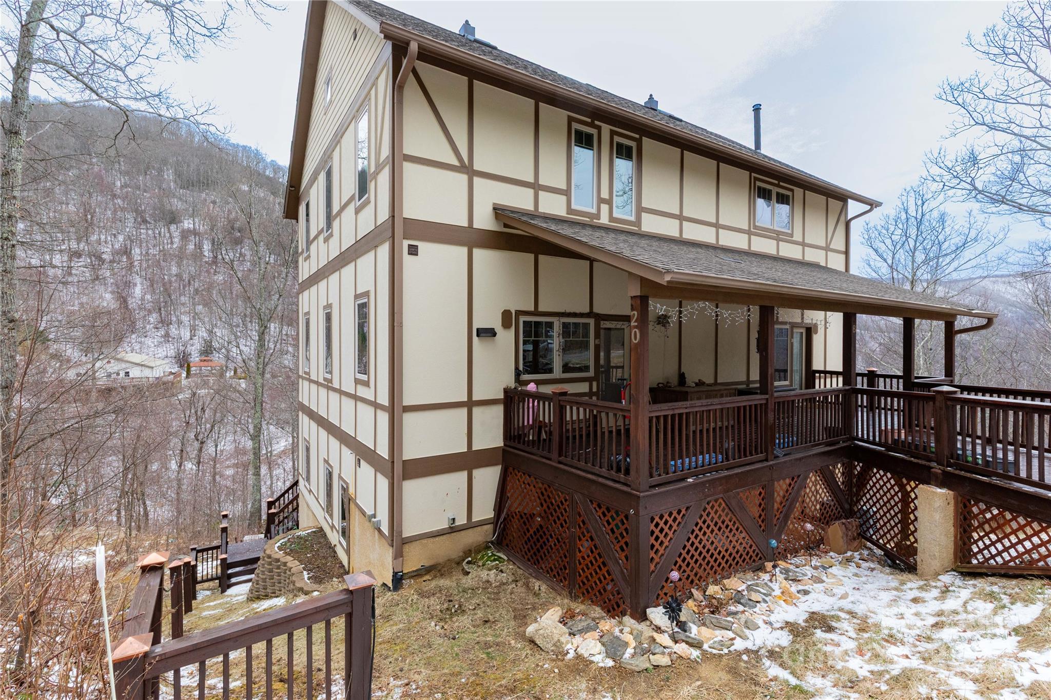 20 Lila Lane B Property Photo