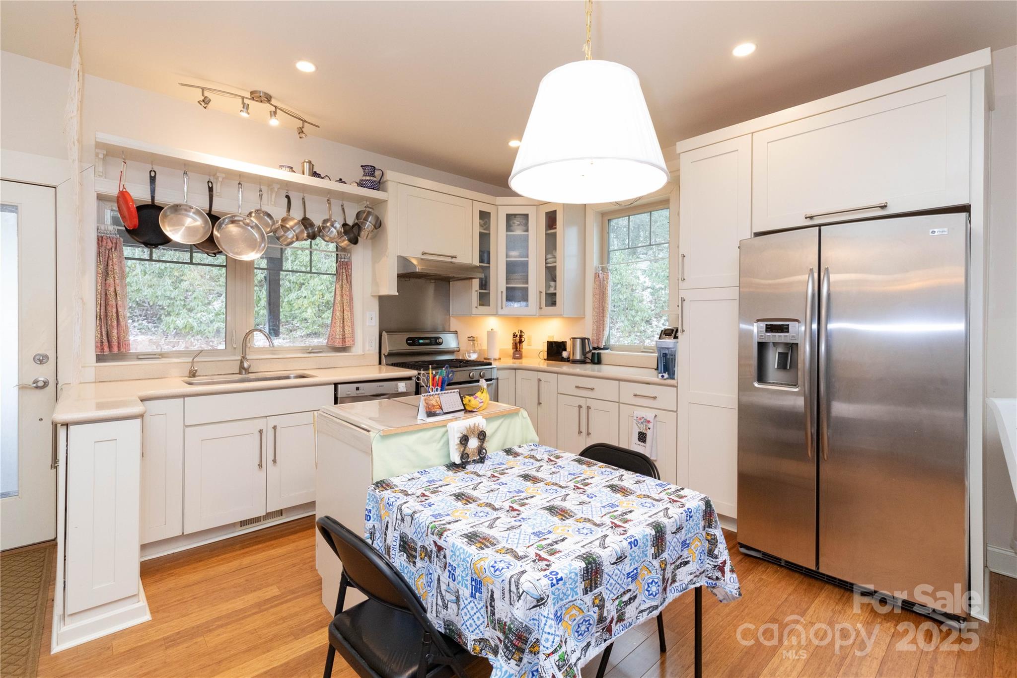 20 Lila Lane B Property Photo 8