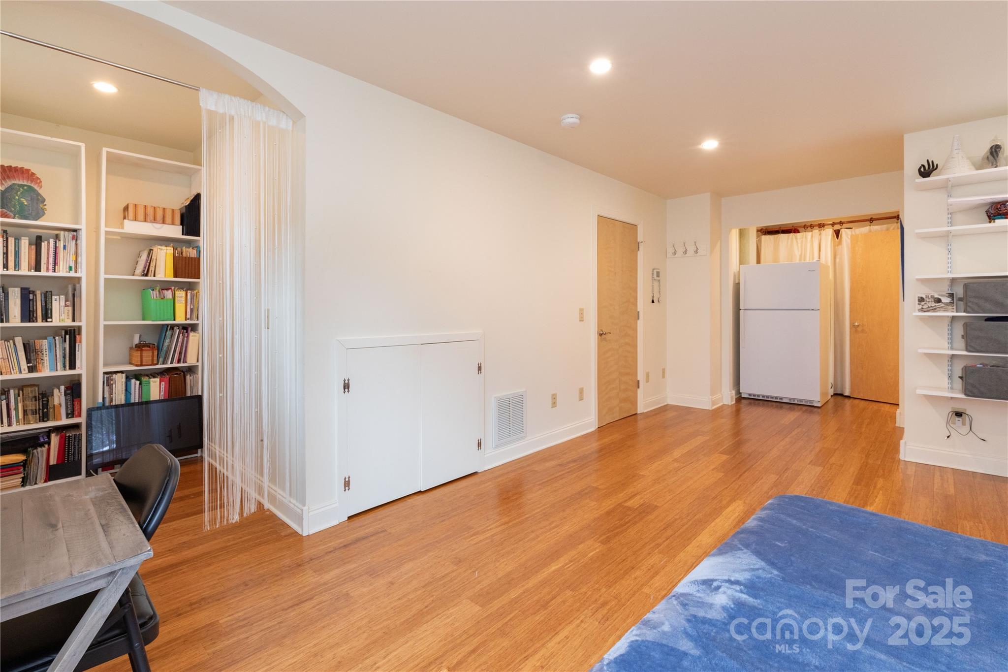 20 Lila Lane B Property Photo 15