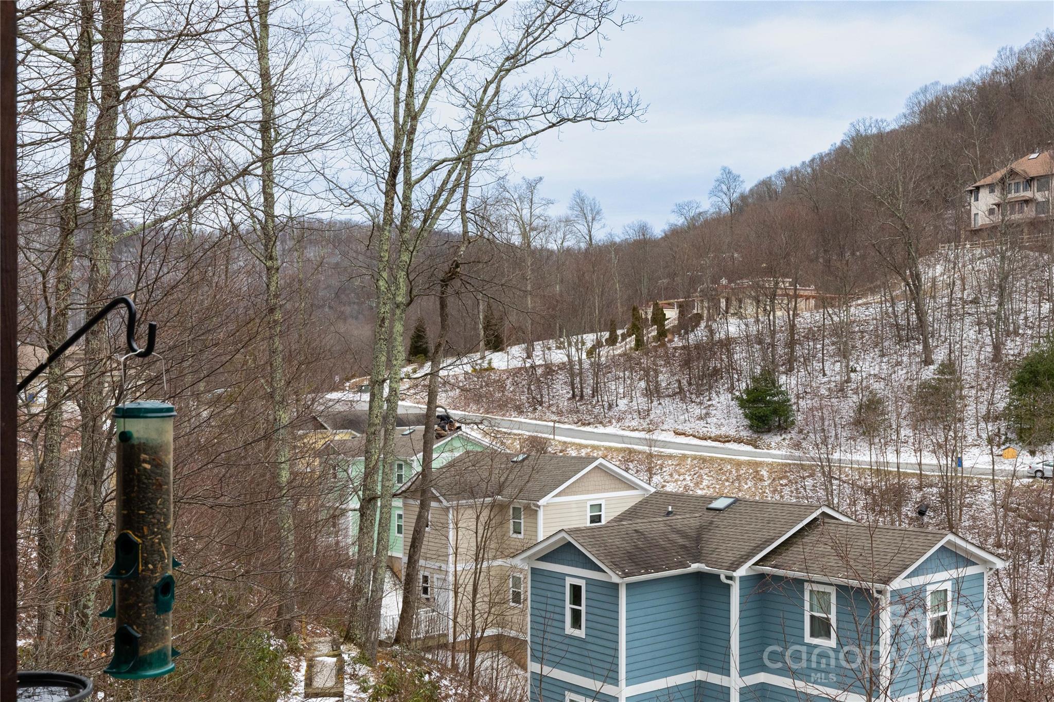 20 Lila Lane B Property Photo 25