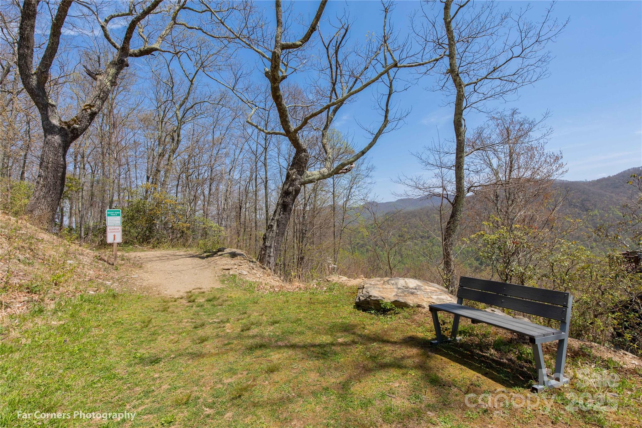 20 Lila Lane B Property Photo 30