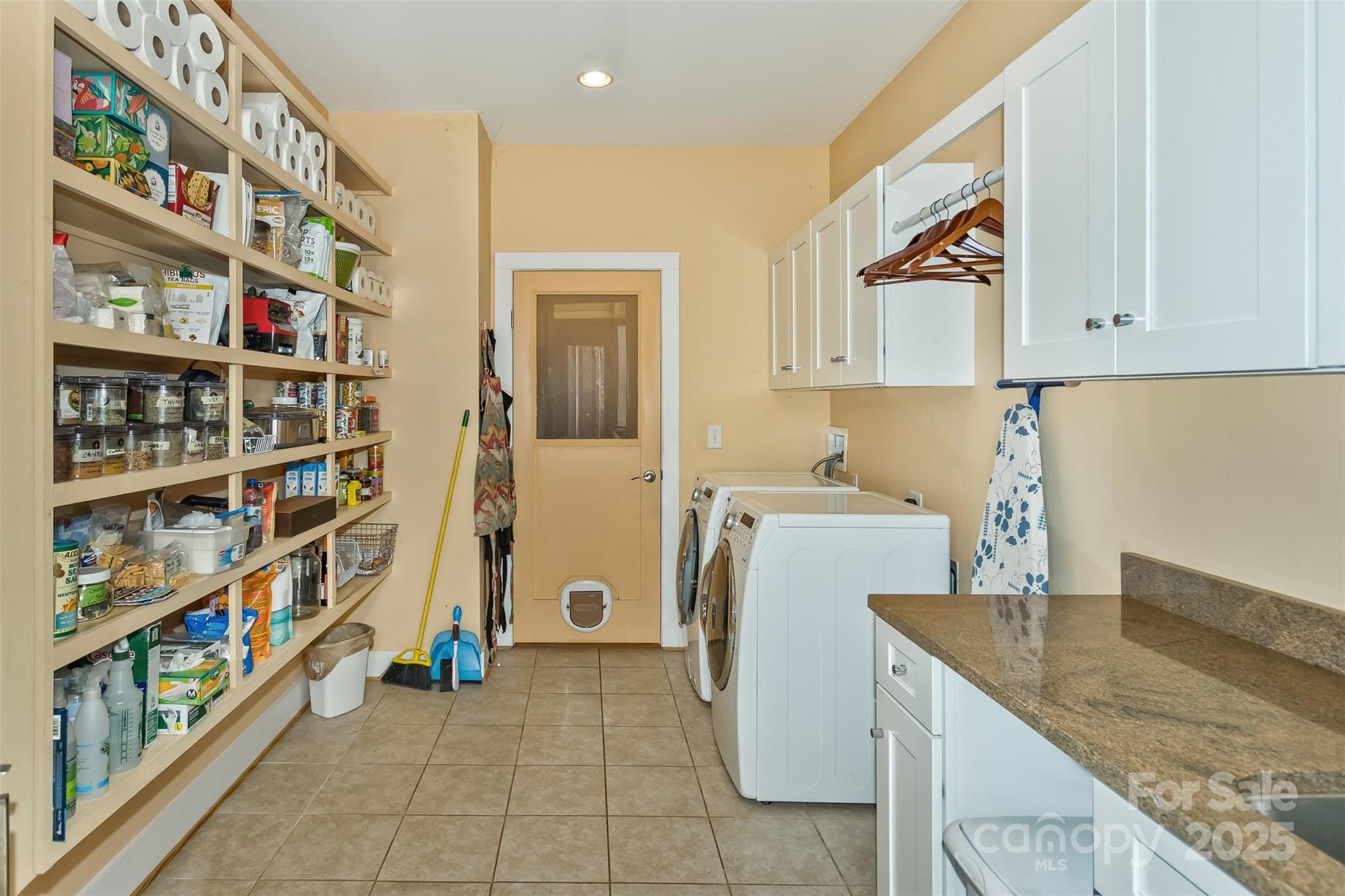 404 Amanda Drive Property Photo 17