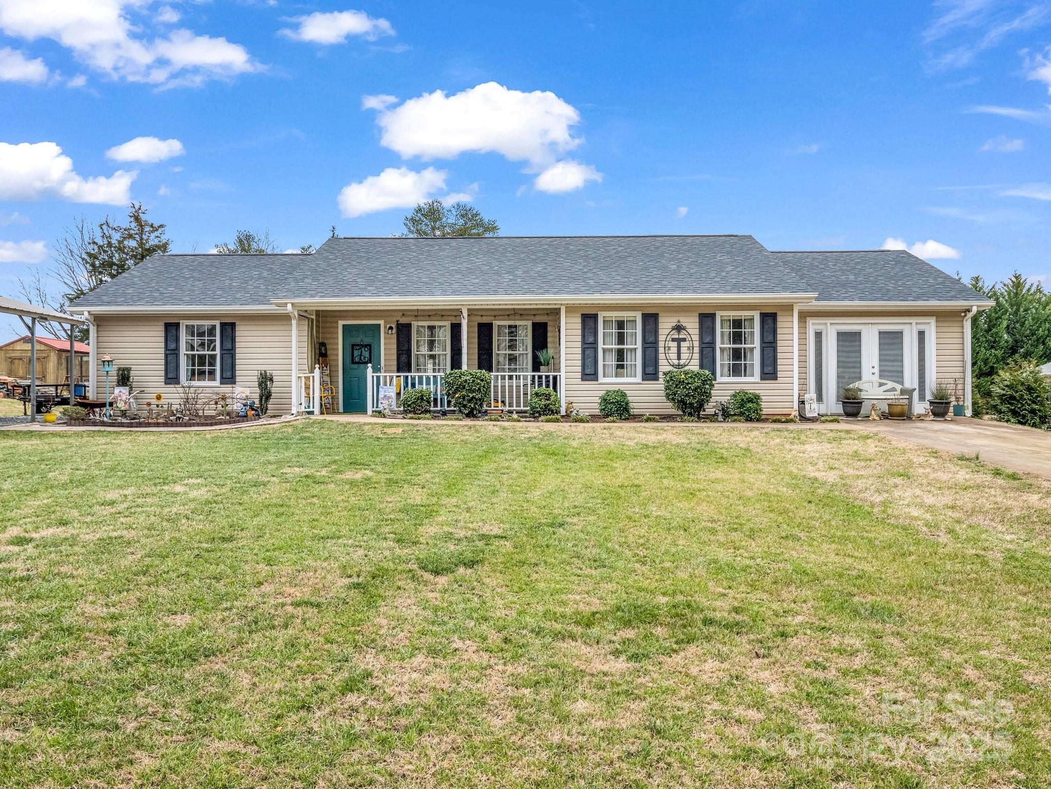 352 Harmon Road Property Photo