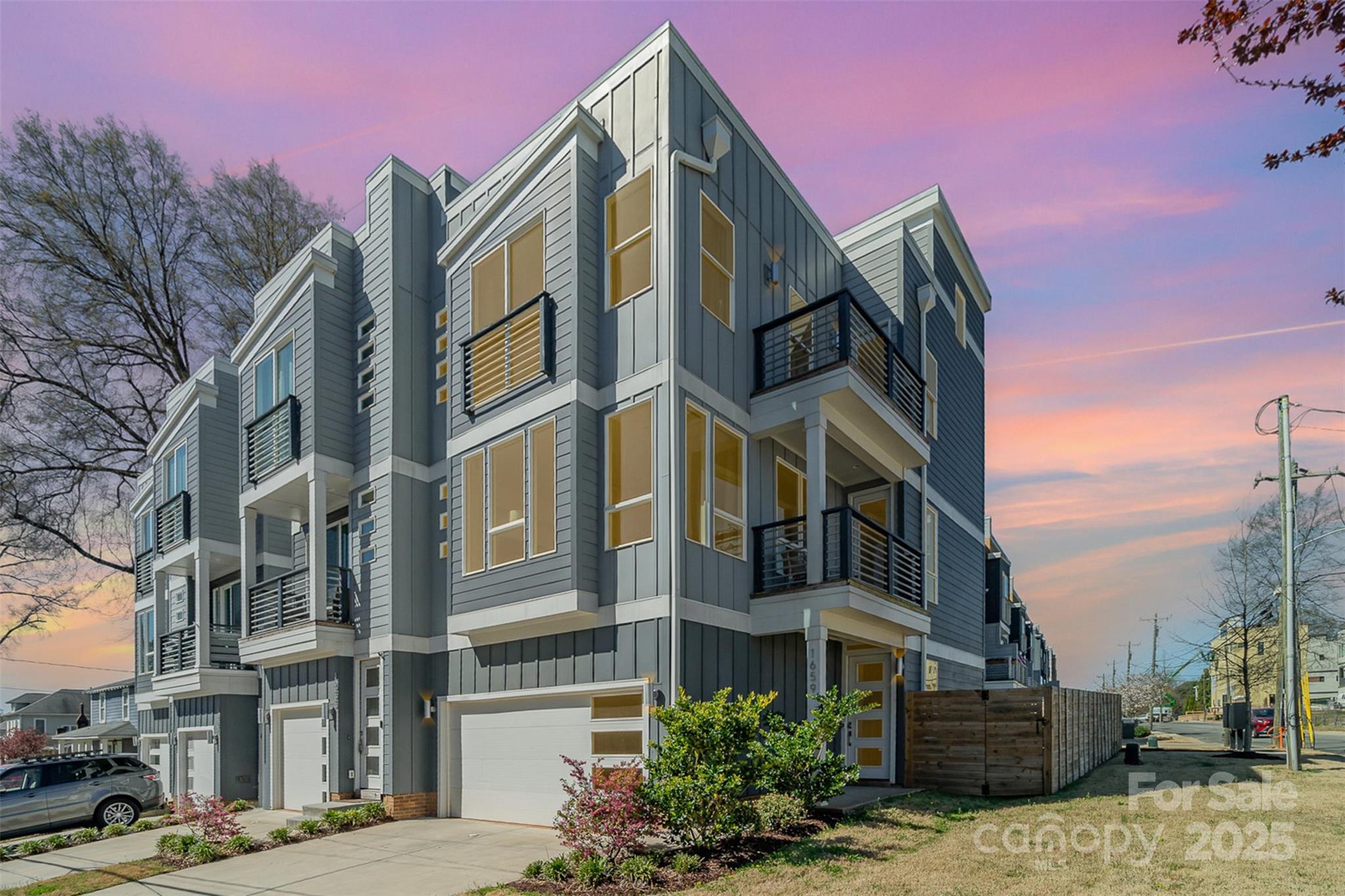 1659 Duckworth Avenue Property Photo