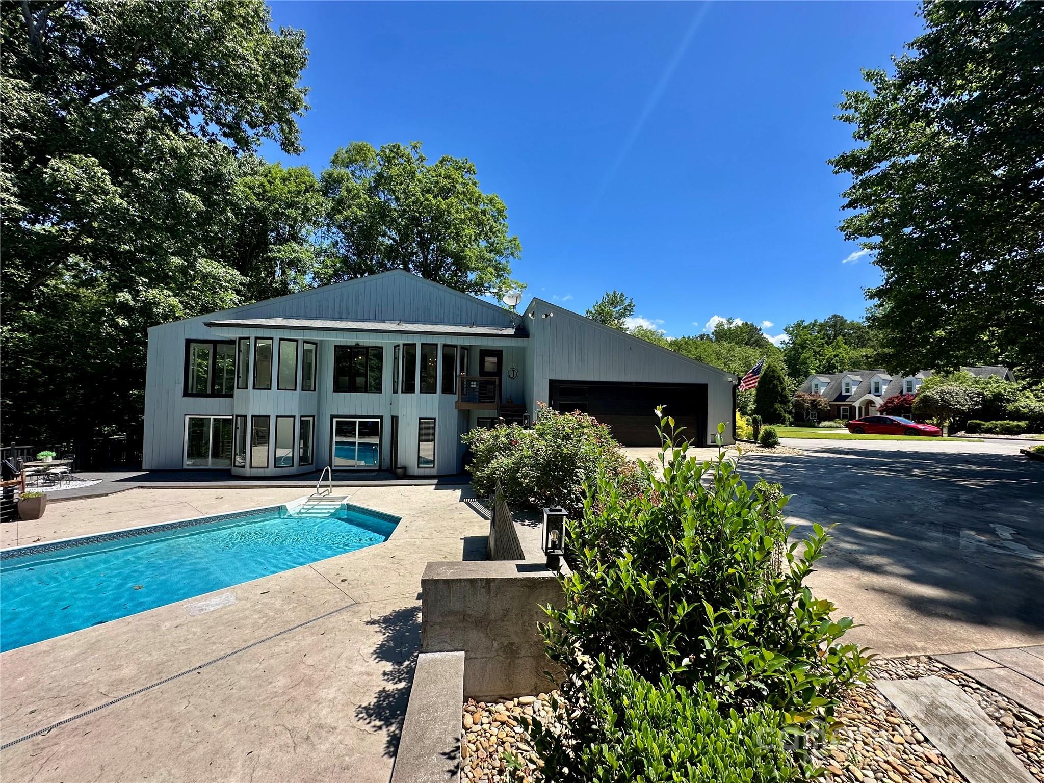 18 Pickett Avenue Property Photo