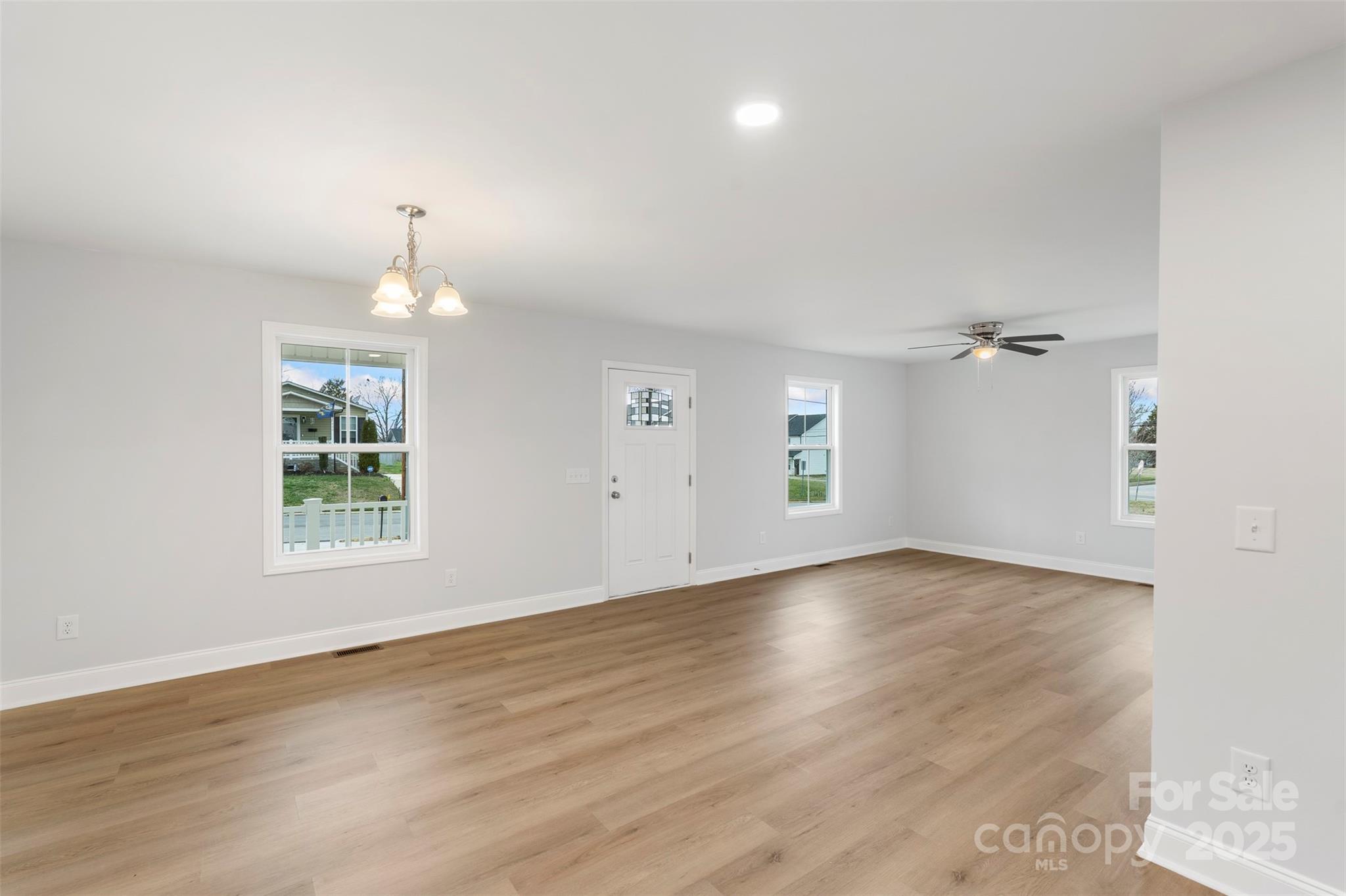 423 N Caldwell Street 2 Property Photo 17