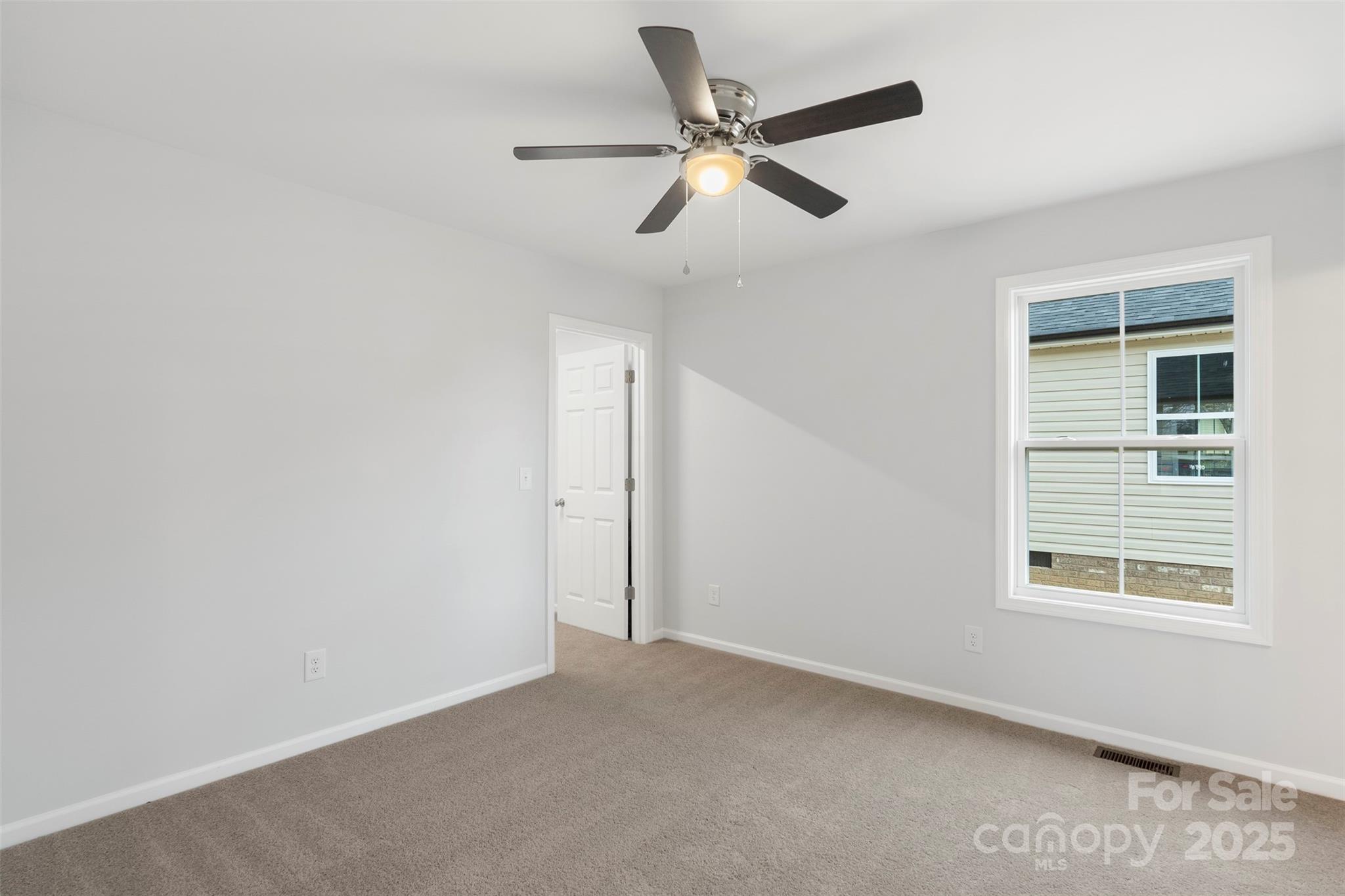 423 N Caldwell Street 2 Property Photo 19