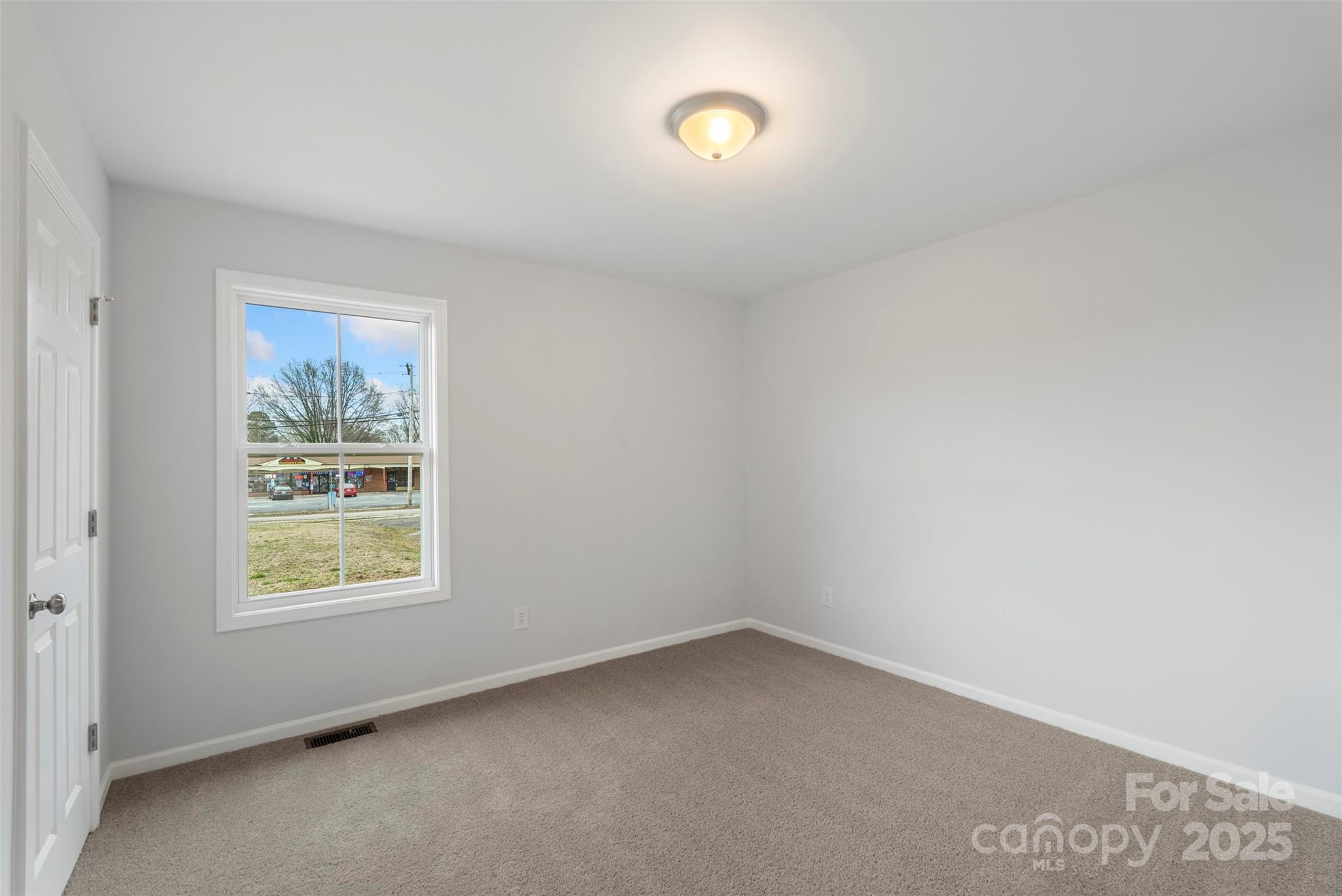 423 N Caldwell Street 2 Property Photo 23