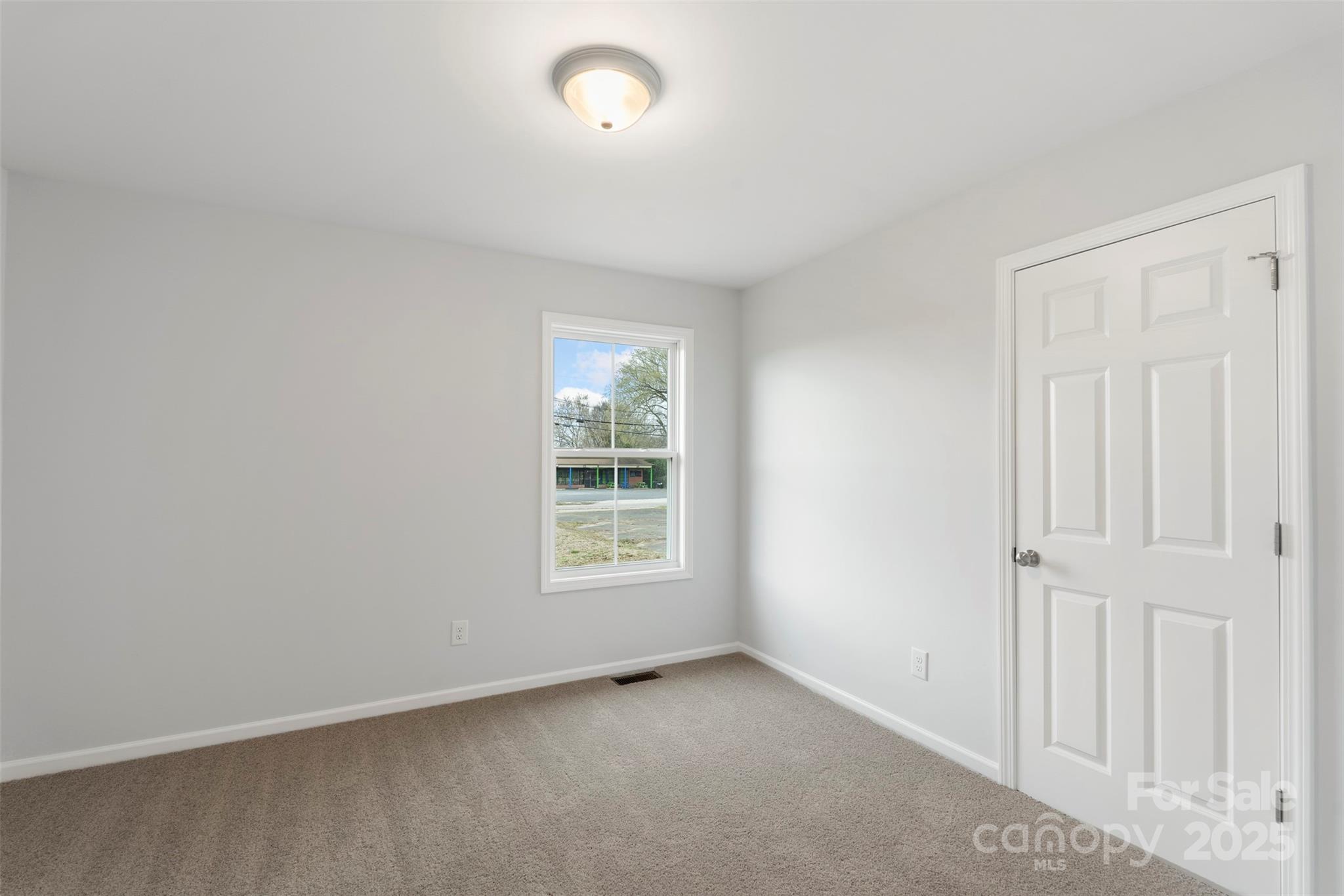 423 N Caldwell Street 2 Property Photo 25