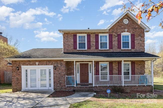 Ashe Croft Real Estate Listings Main Image