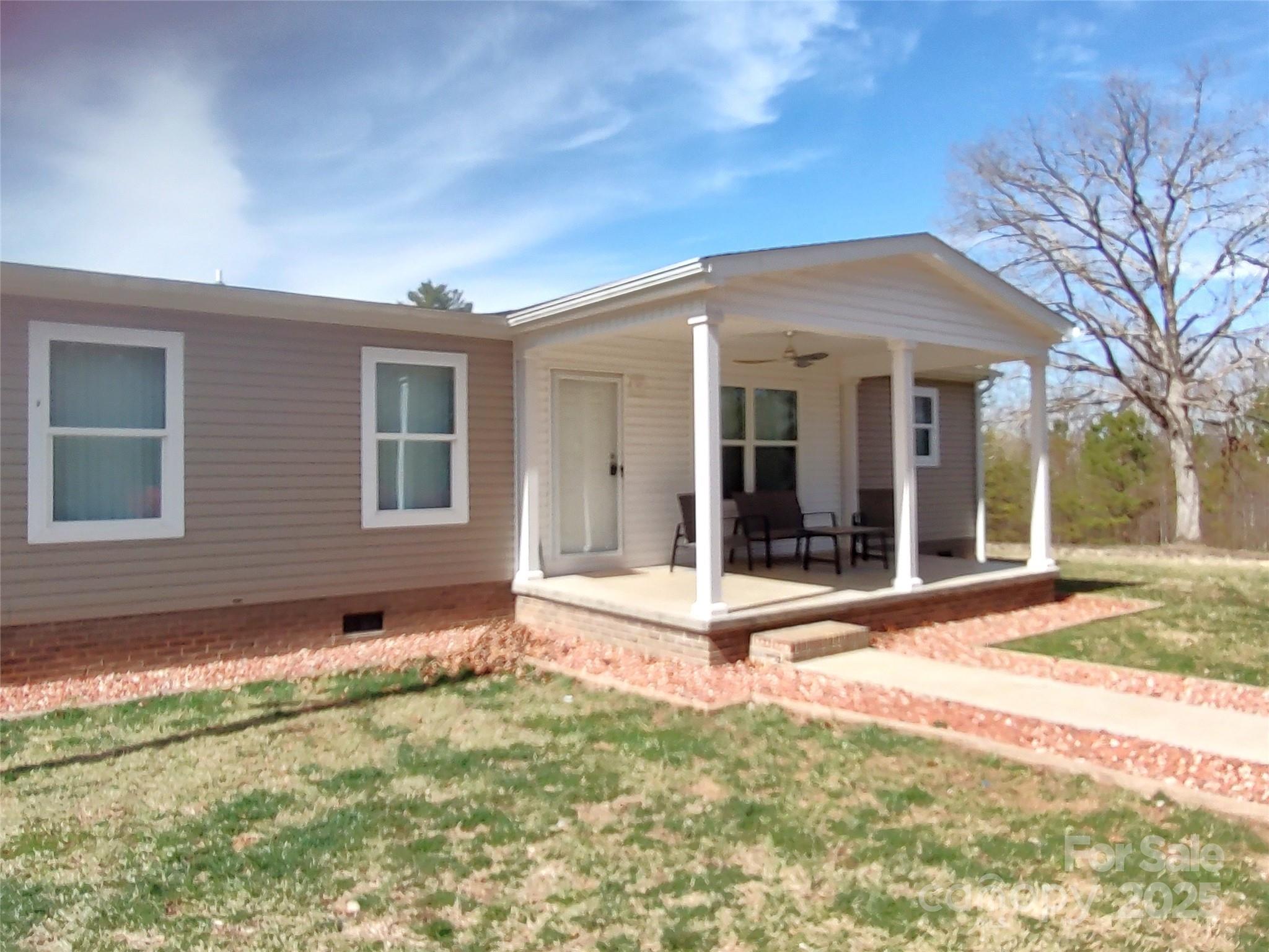 404 B And S Lane Property Photo