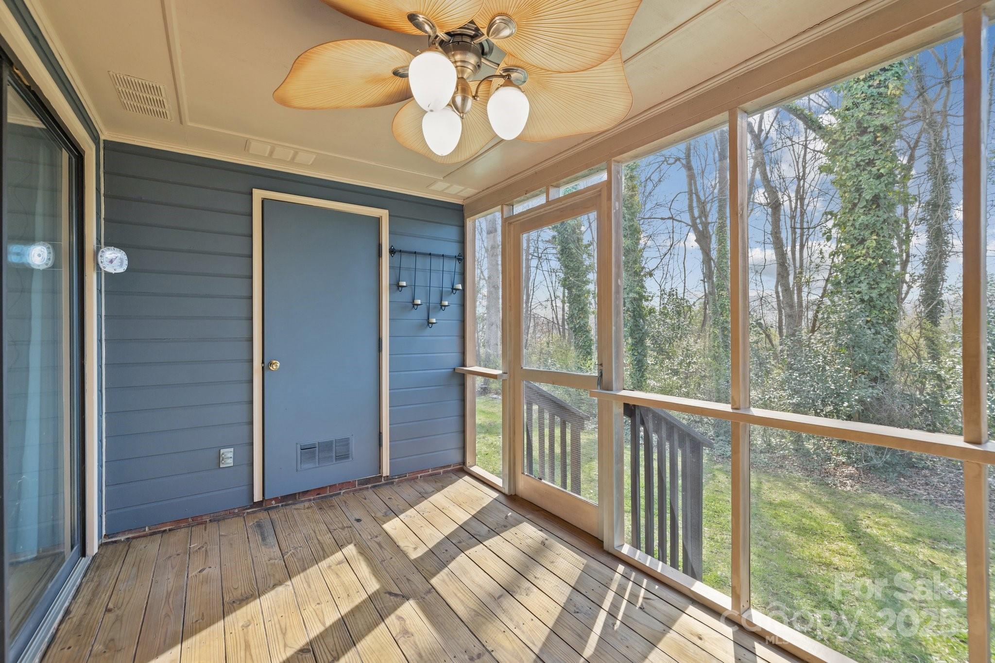 234 Pointe Circle Property Photo 34