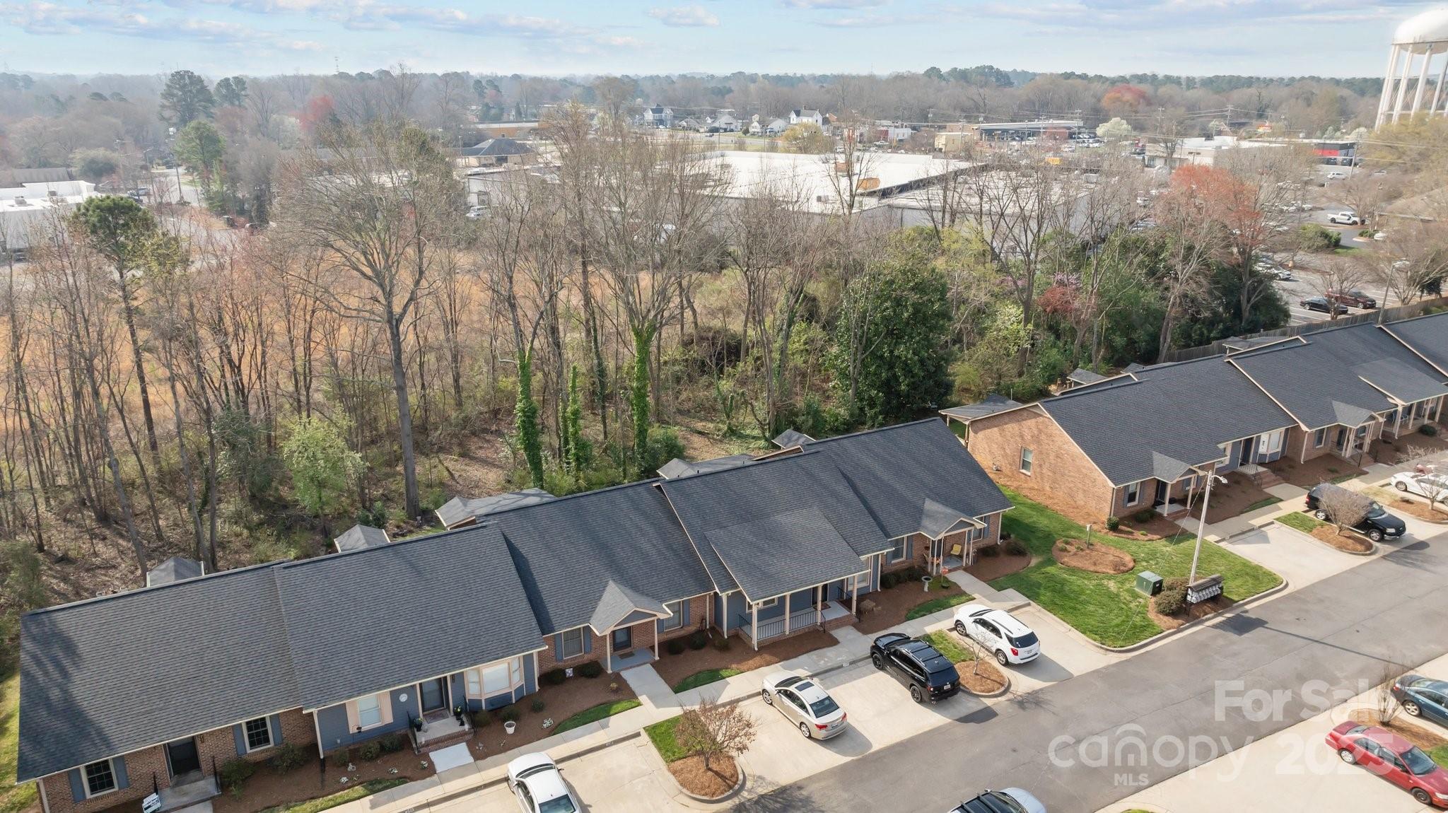 234 Pointe Circle Property Photo 38