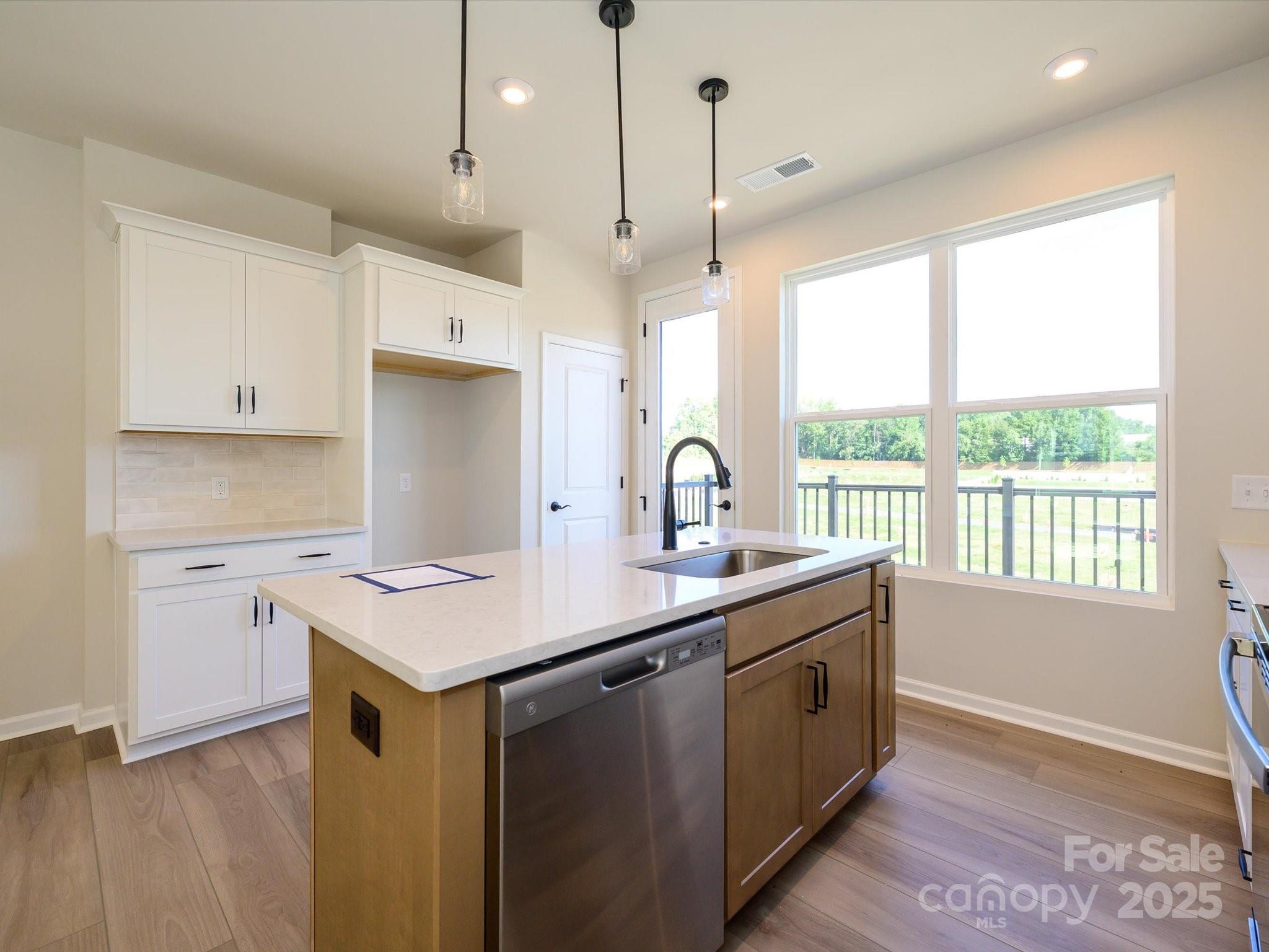 5711 Castlerea Drive Property Photo 3