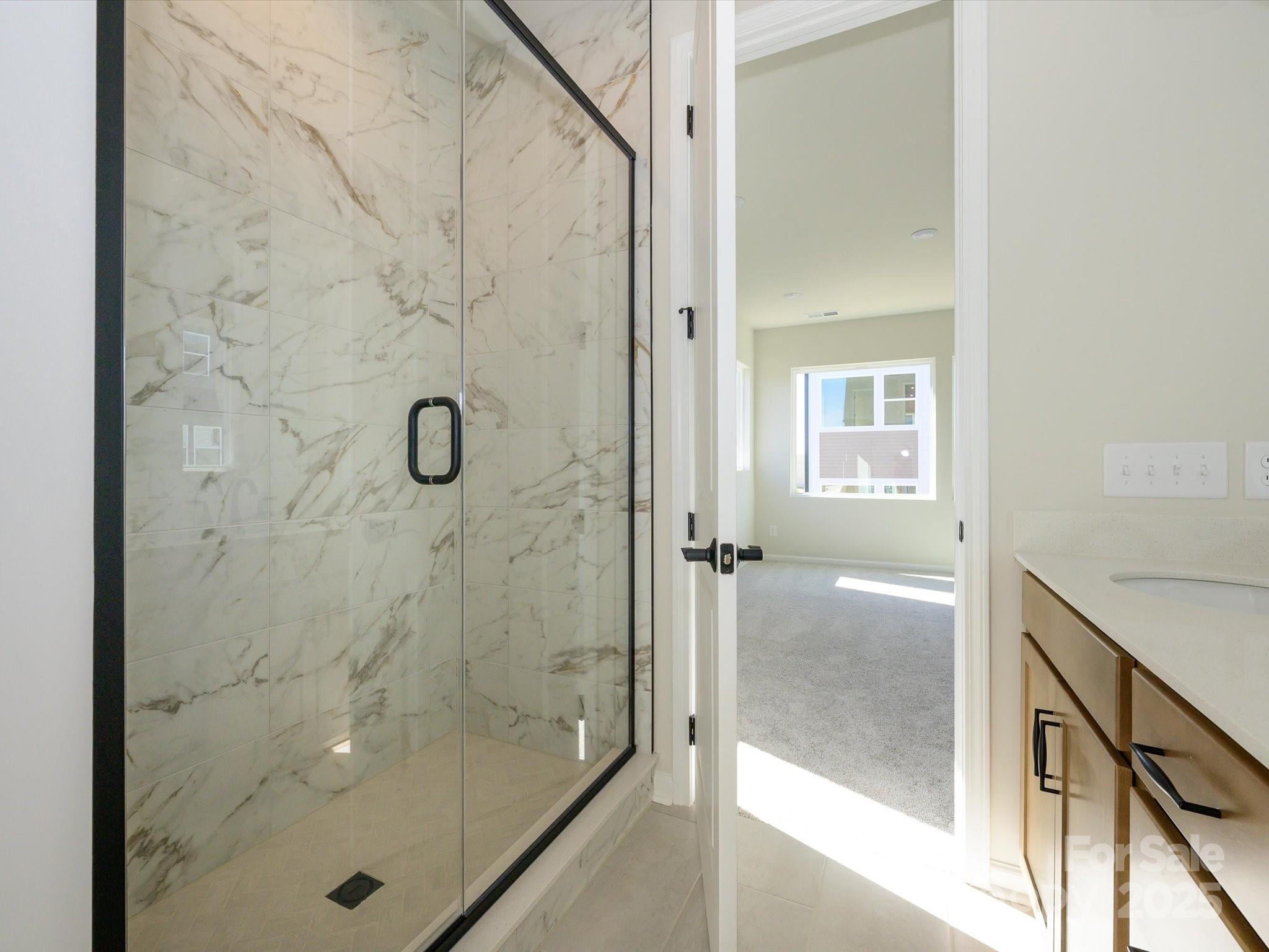 5711 Castlerea Drive Property Photo 11