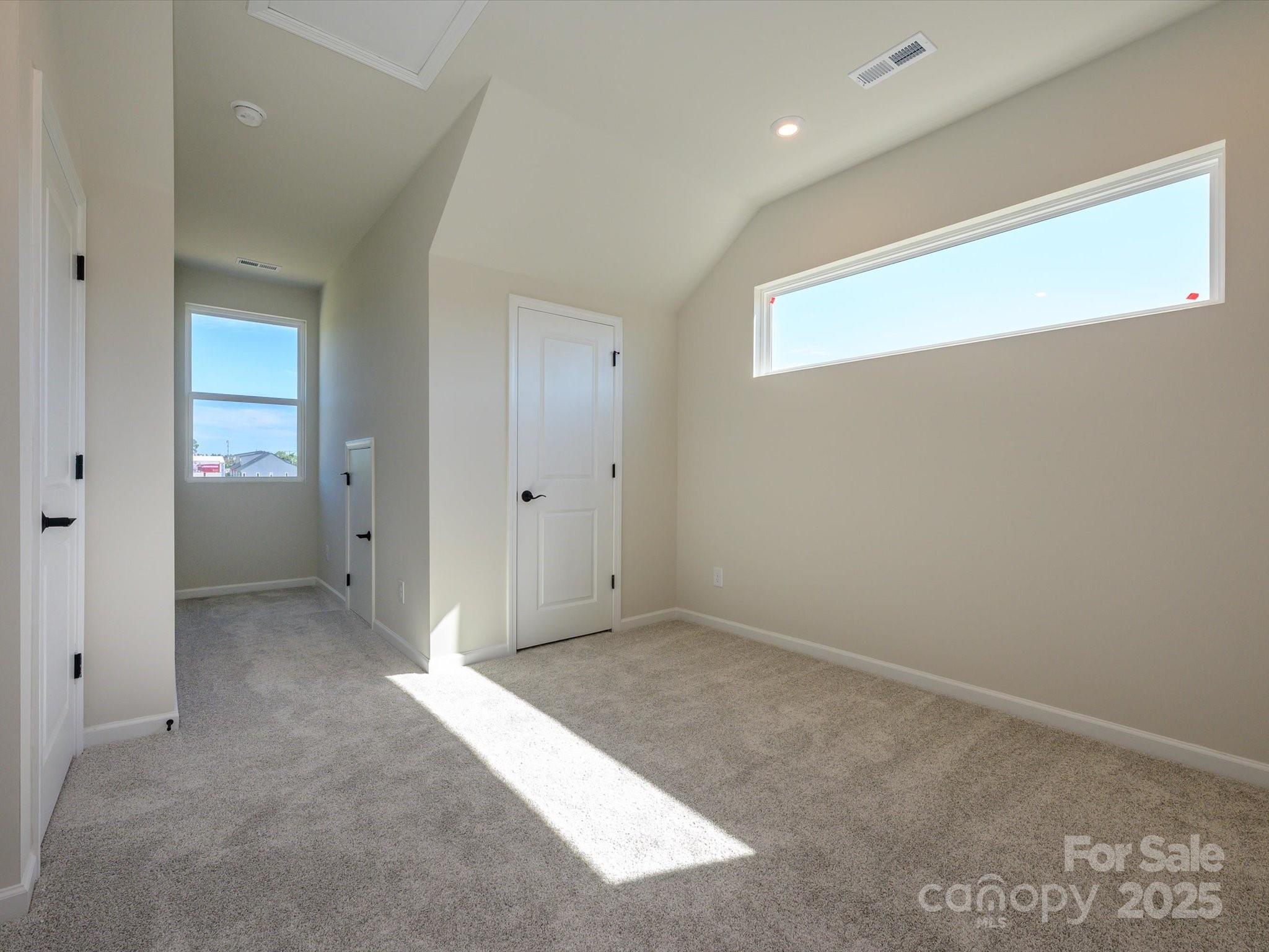 5711 Castlerea Drive Property Photo 14