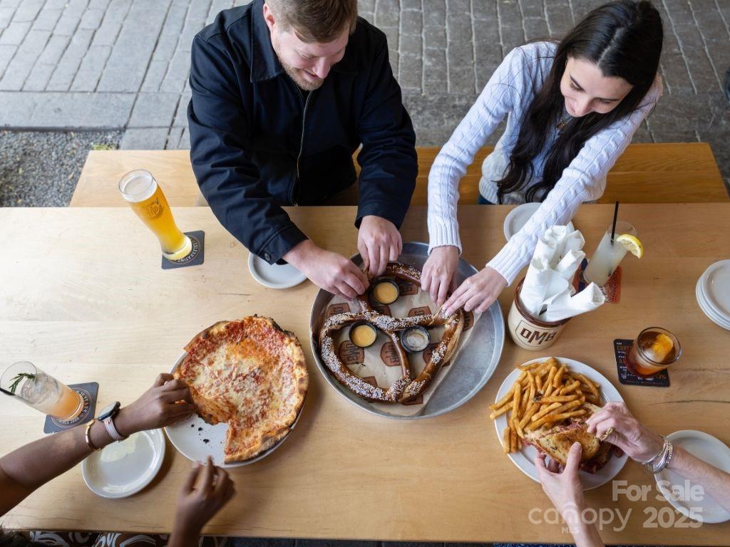 5711 Castlerea Drive Property Photo 17