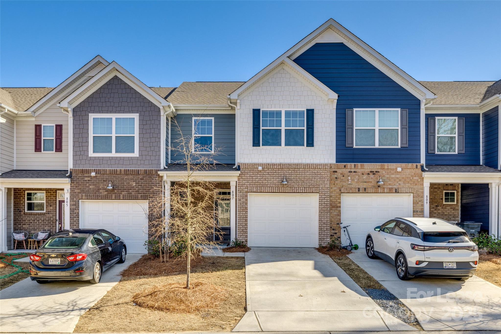 807 Gable Oak Lane Property Photo