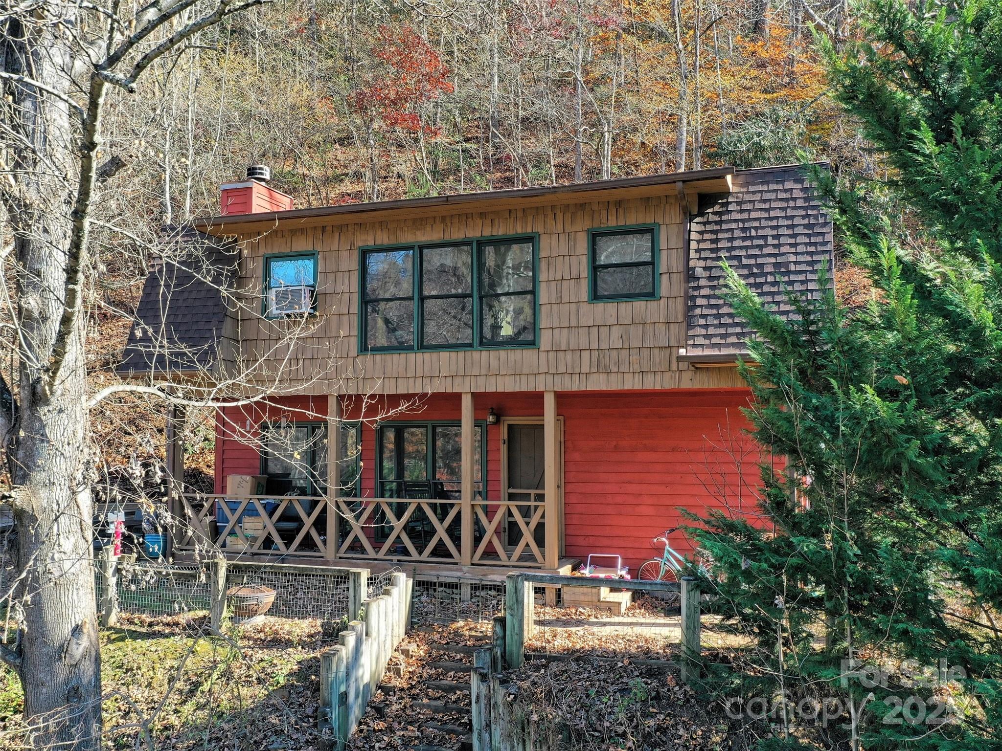 50 Cottontail Lane Property Photo
