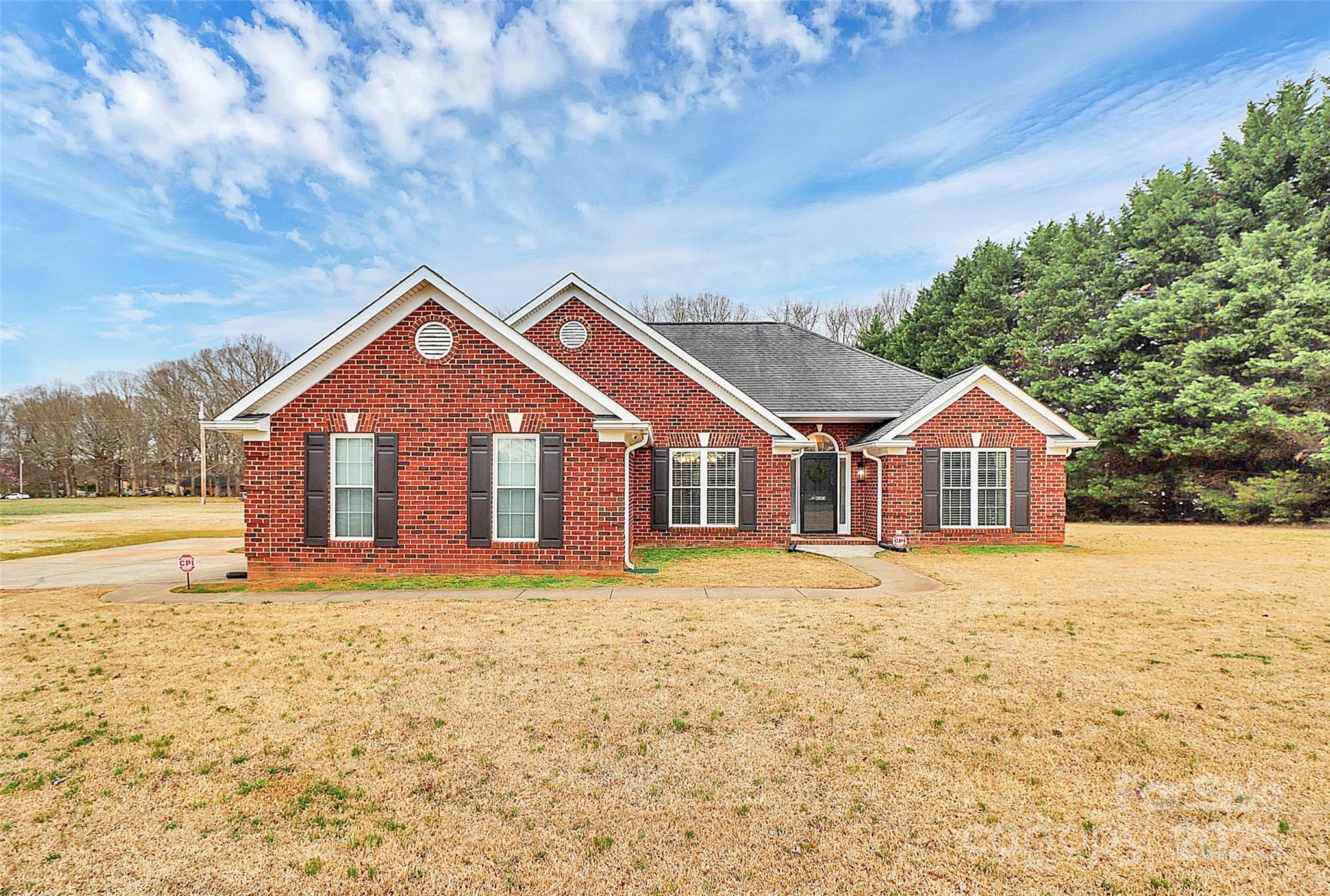 13930 Thompson Road Property Photo