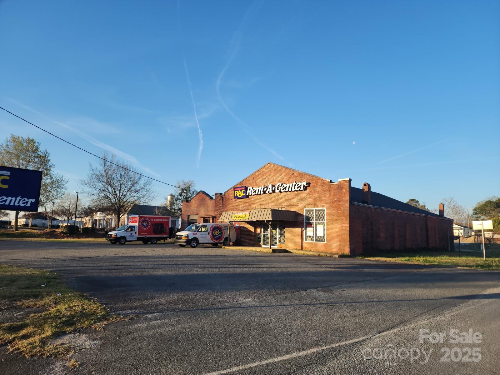 315 N Pearl Street Property Photo 4