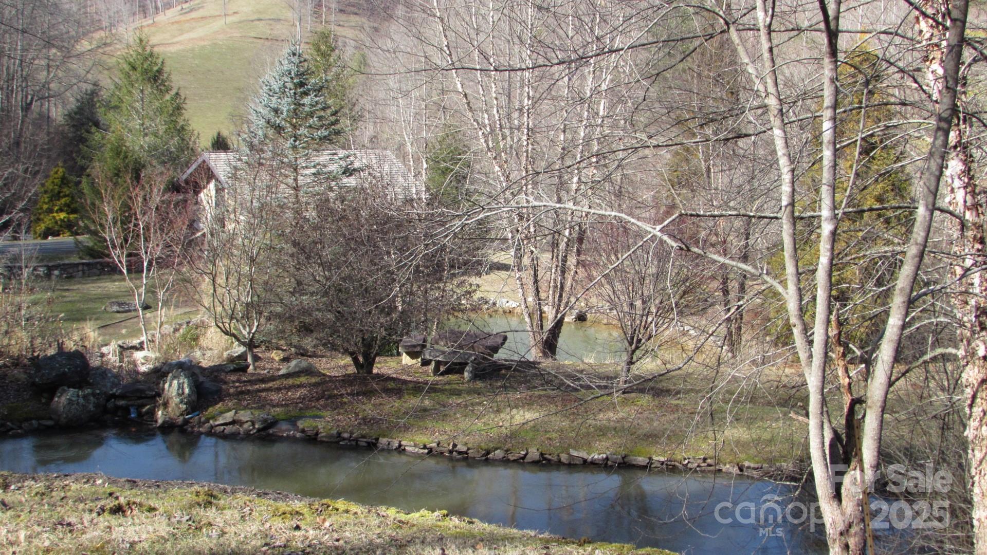 E- 7 Red Wolf Run Property Photo 4