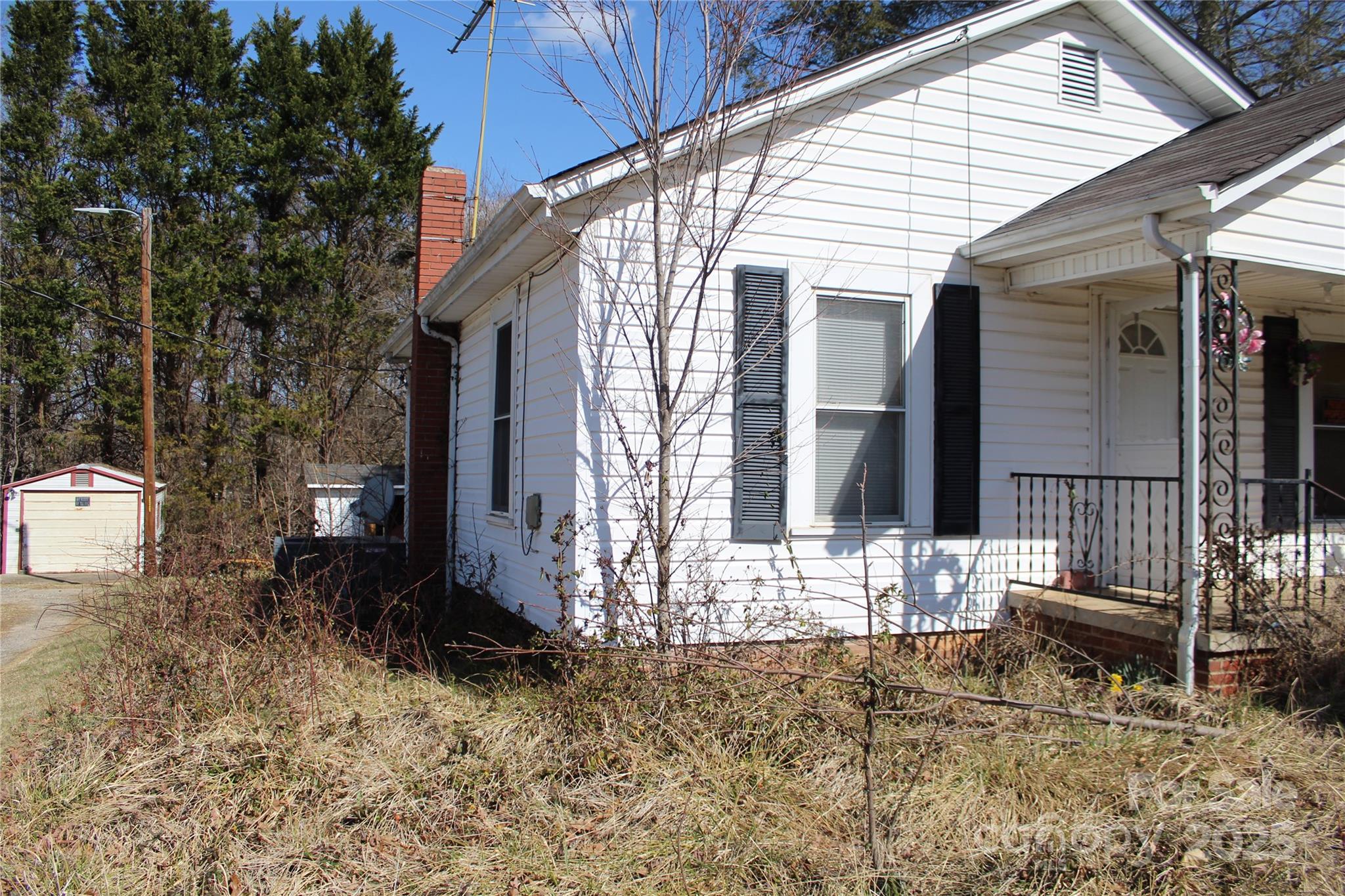 438 Pop Davis Road Property Photo