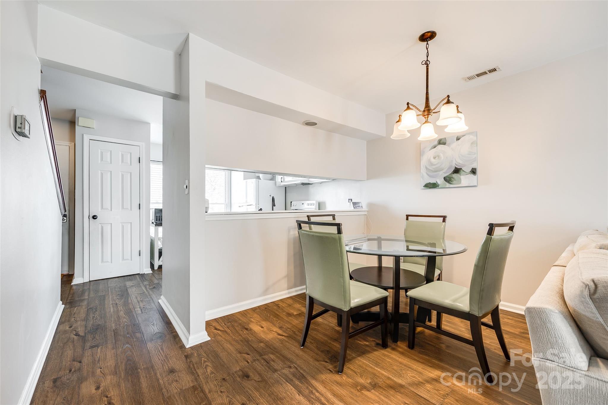 10961 Carmel Crossing Road Property Photo 6