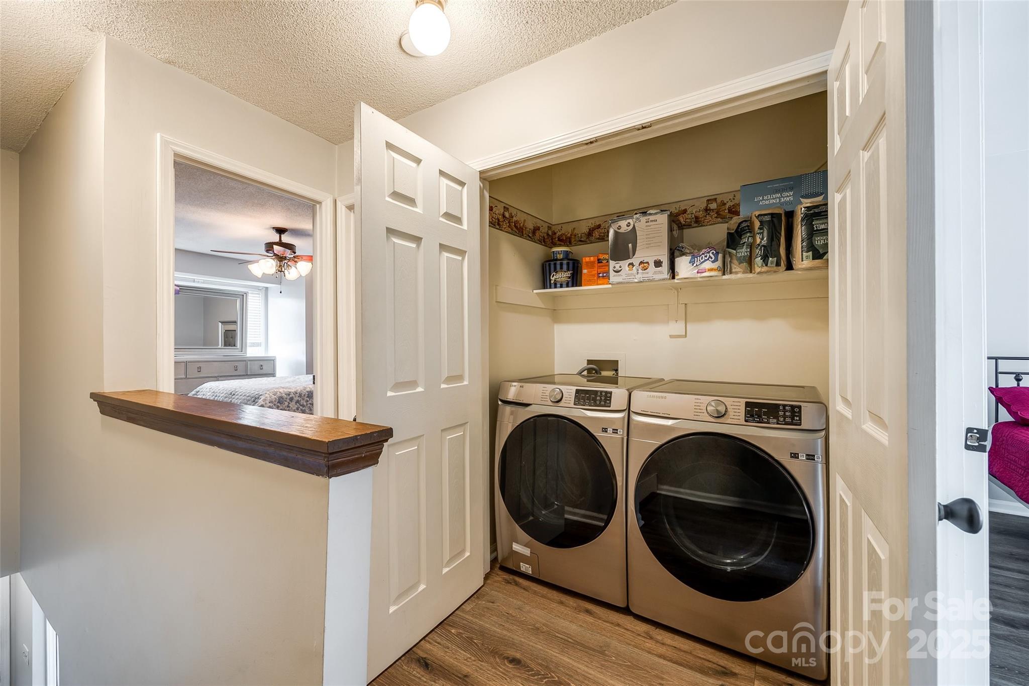 10961 Carmel Crossing Road Property Photo 11